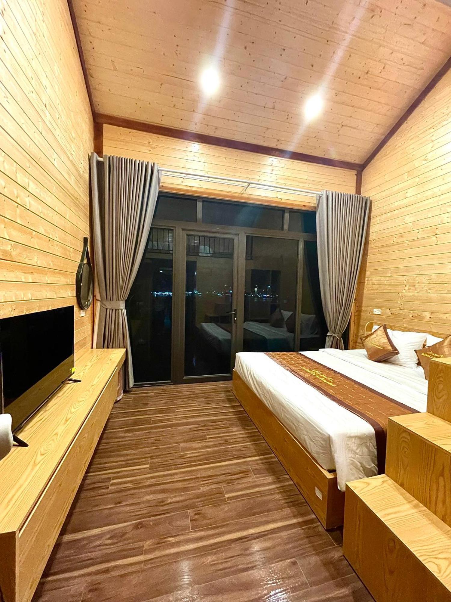 Lepont Cat Ba Hostel