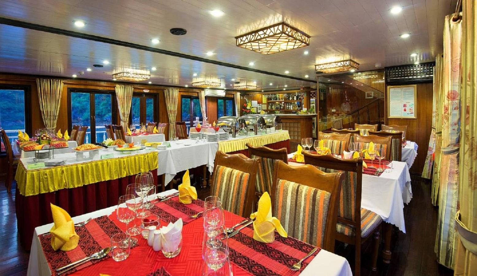 Royal Palace Cruise 4*