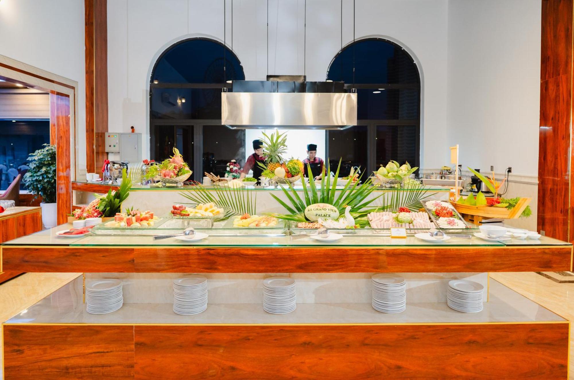 Grand View Palace Hotel 5*