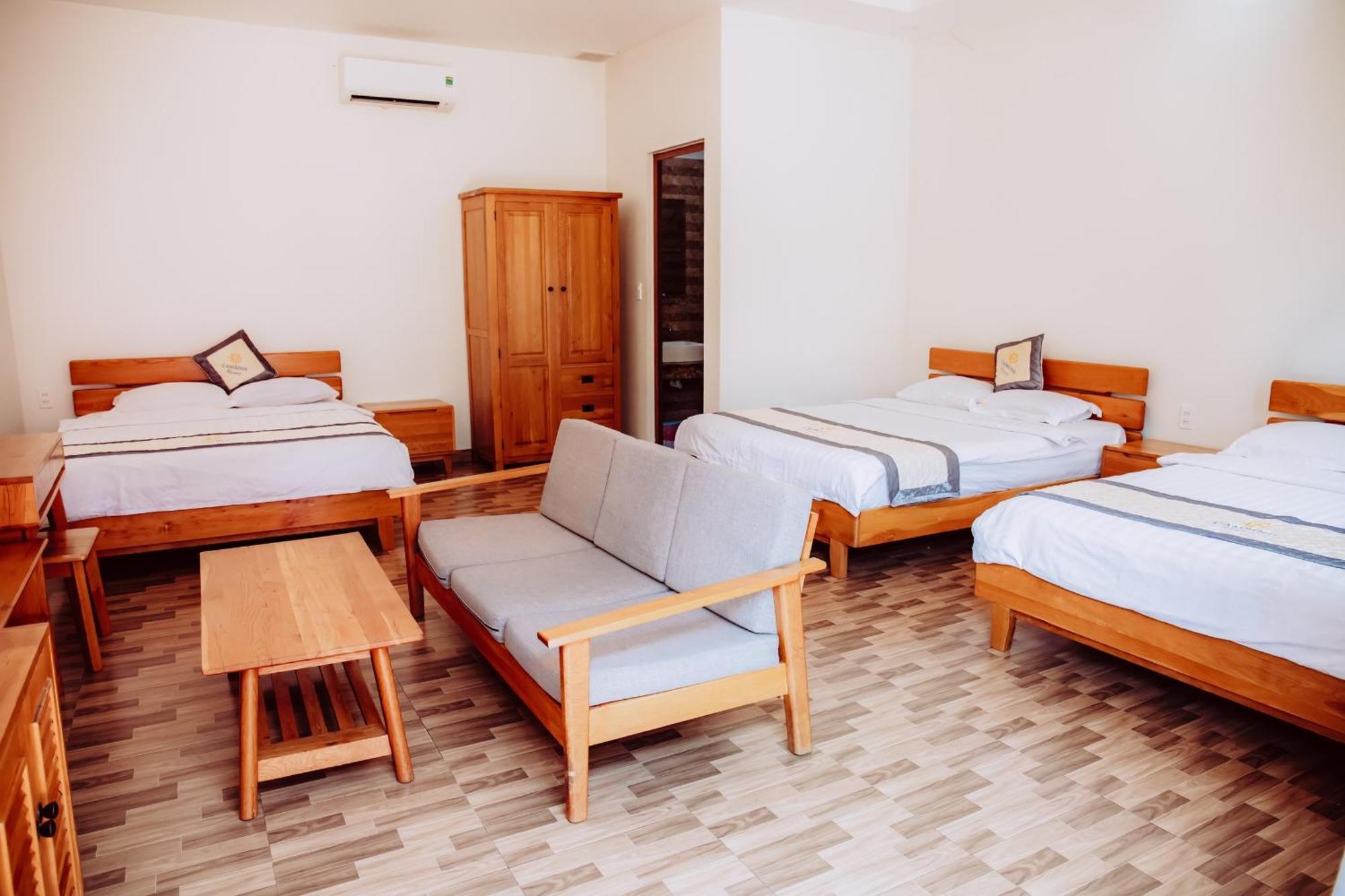 Resort Cam Binh