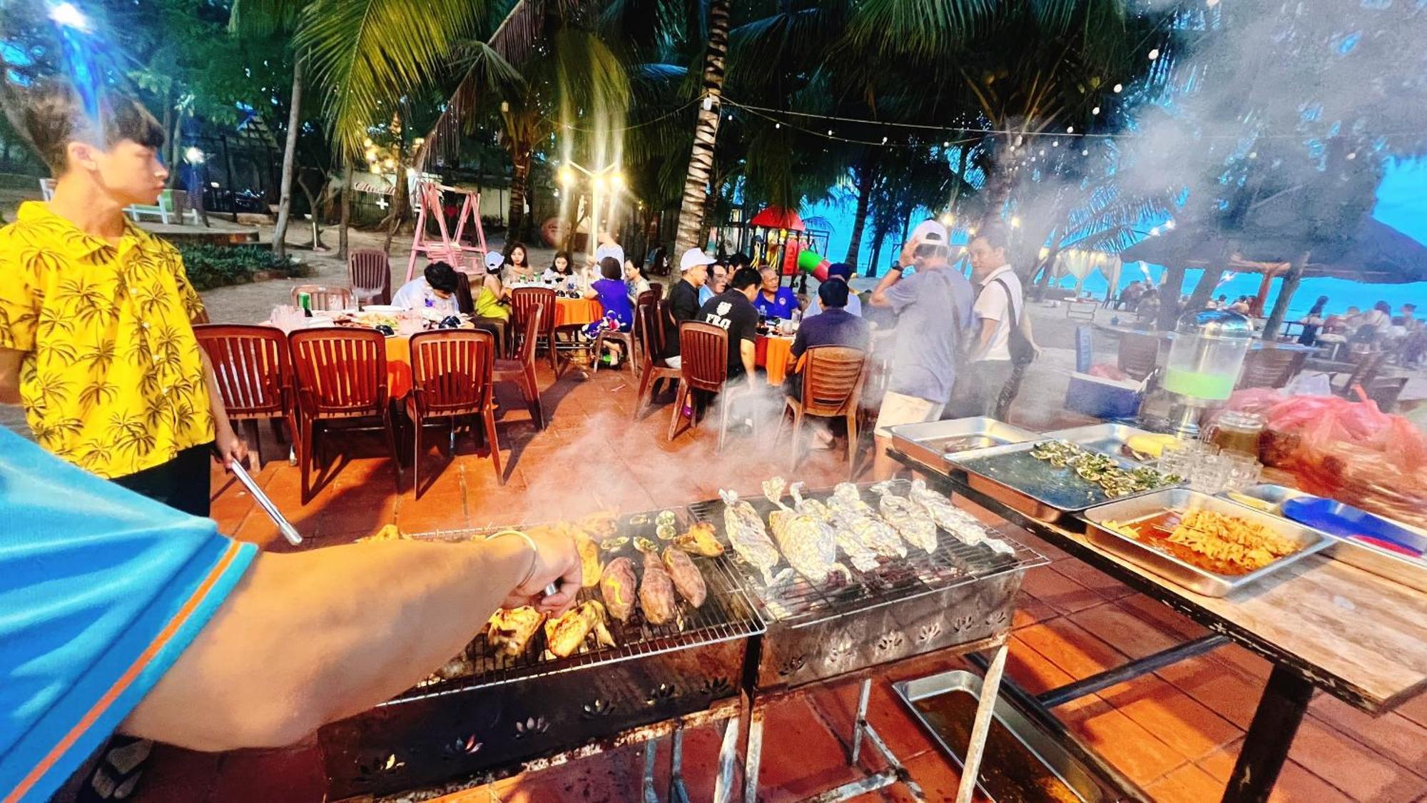 Resort Cam Binh