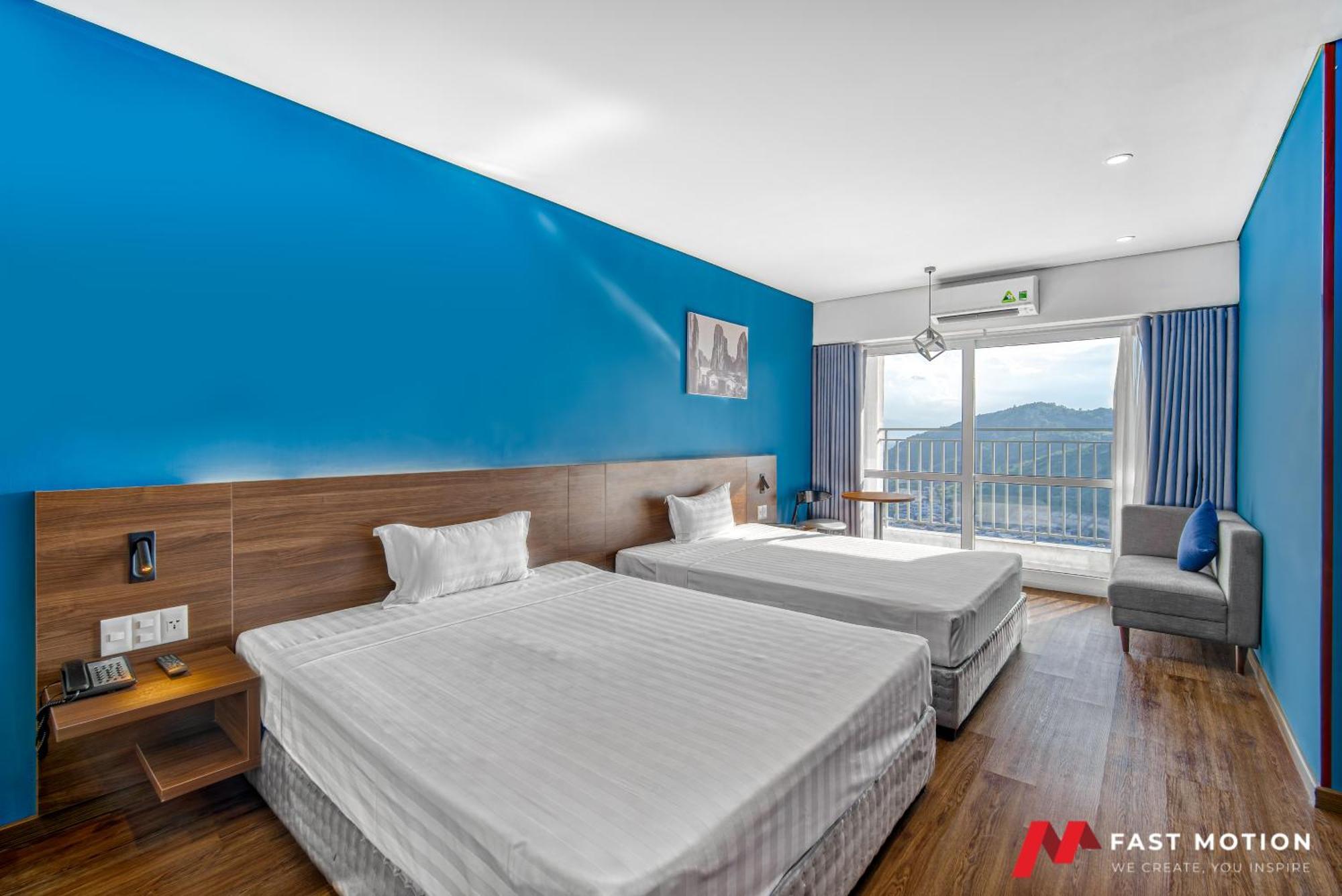 Tk Hotel