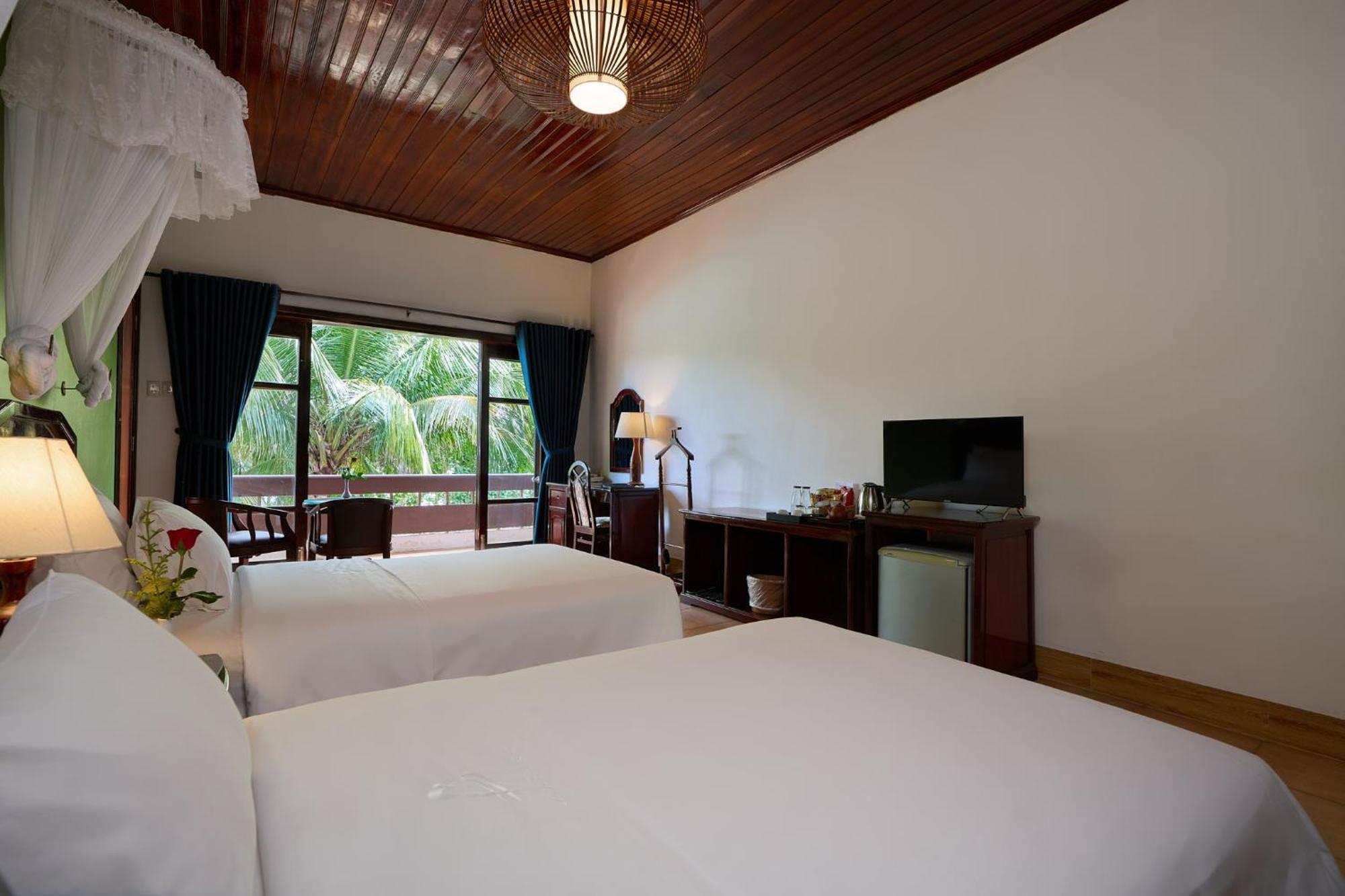 Lang Co Beach Resort 4* Lang Co