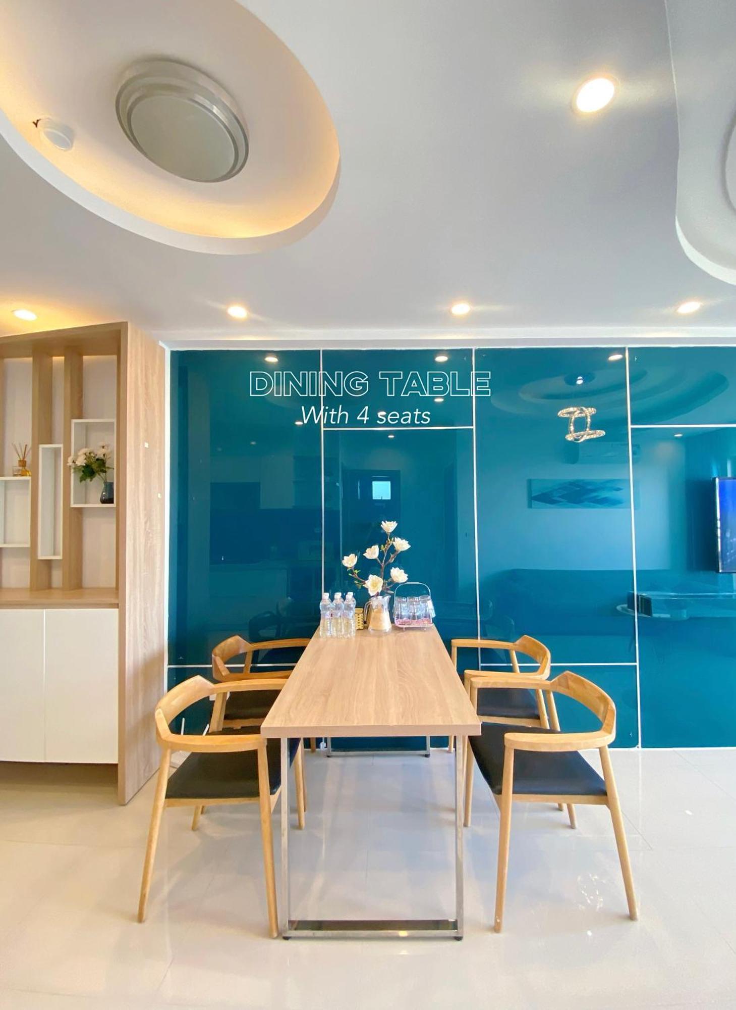 Open View At My Khe Beach, Muong Thanh Building Apartment *