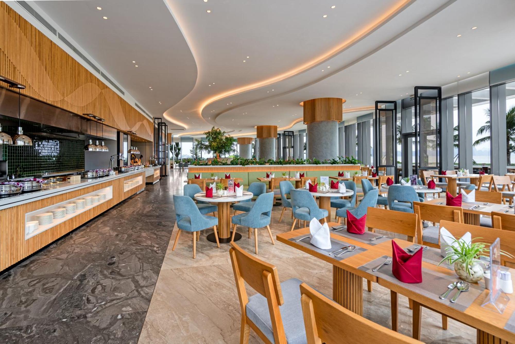 A La Carte Bay Managed By Taseco Ha Long