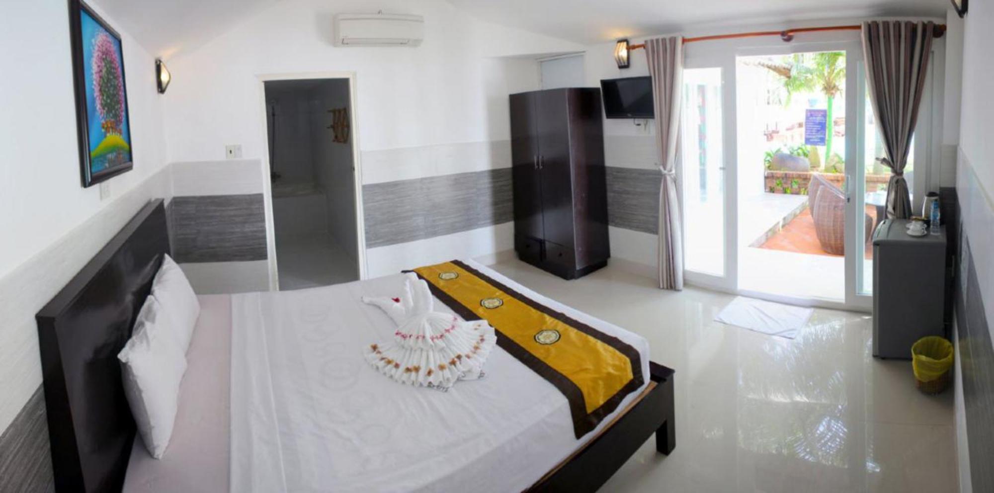Paradise Resort 3*