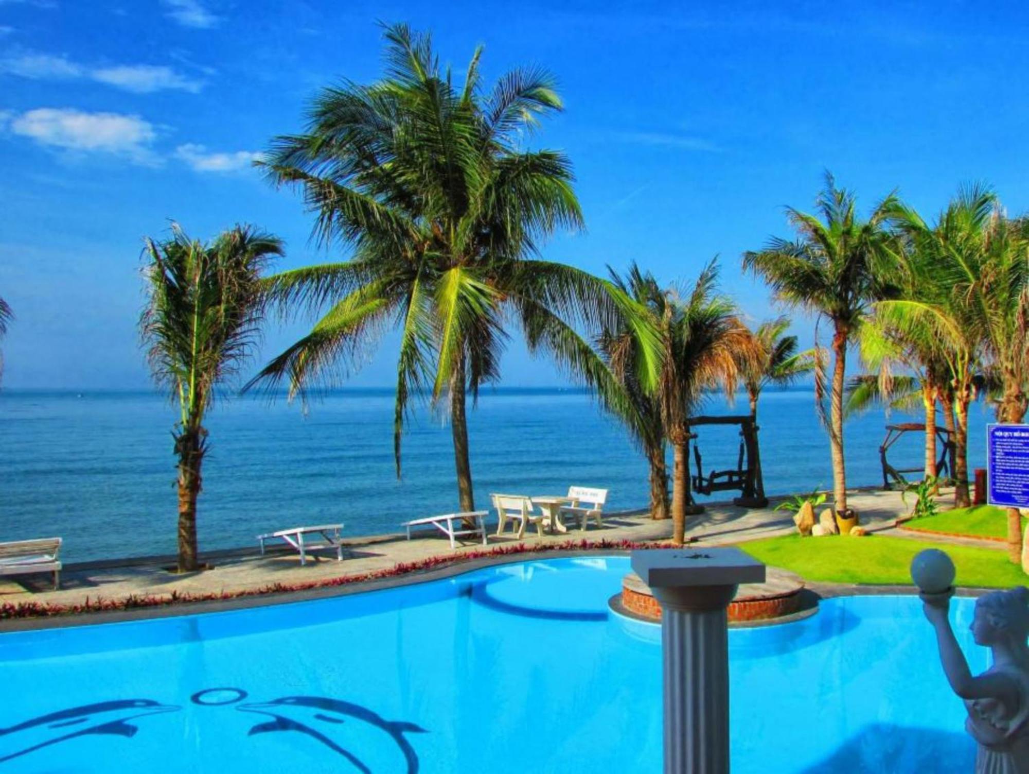 Paradise 3*