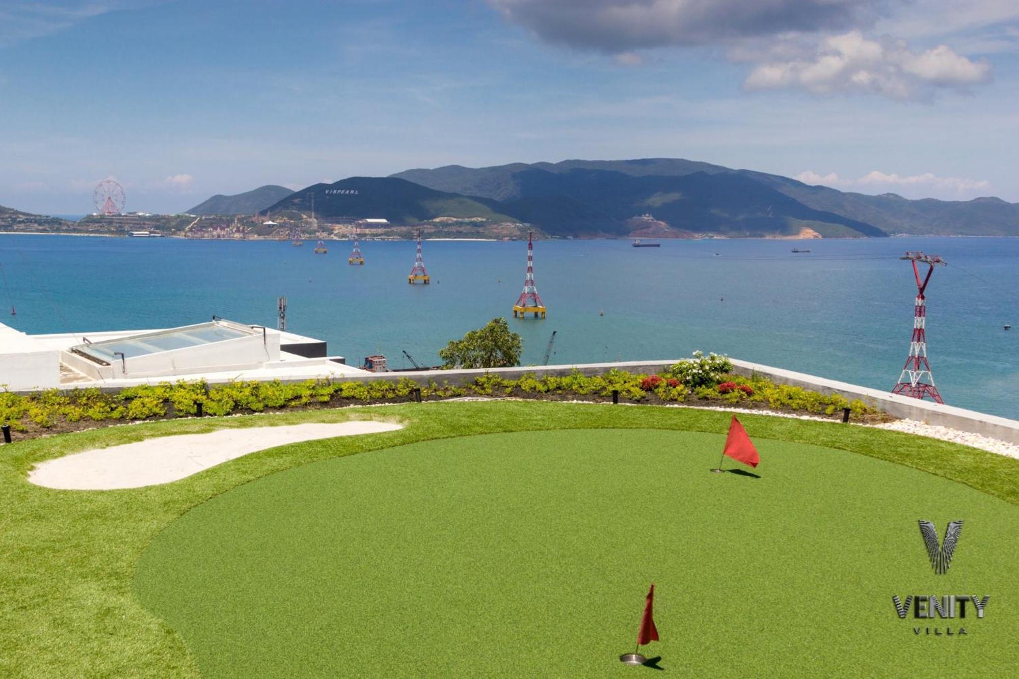Biệt thự Oceanfront Luxury Anh Nguyen *