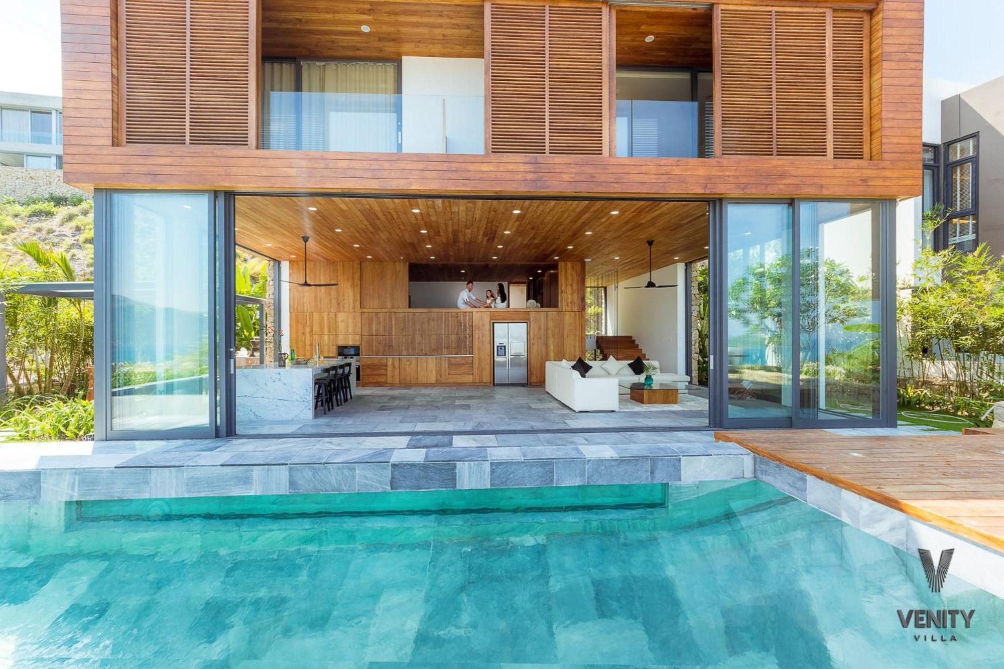 Oceanfront Luxury Anh Nguyen *