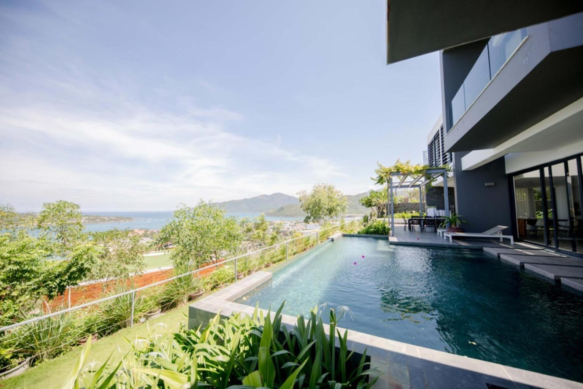Ocean Front Biệt thự