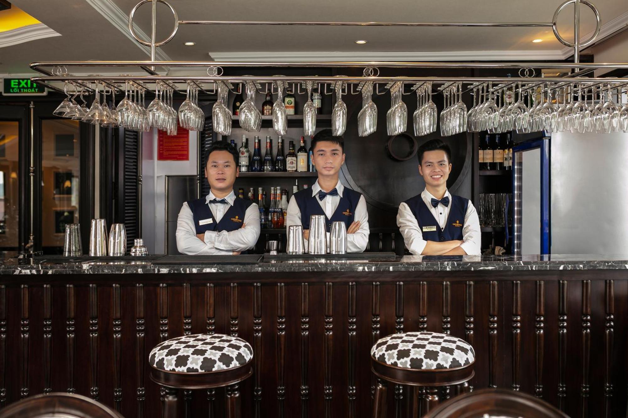  Genesis Luxury Regal Cruises Ha Long