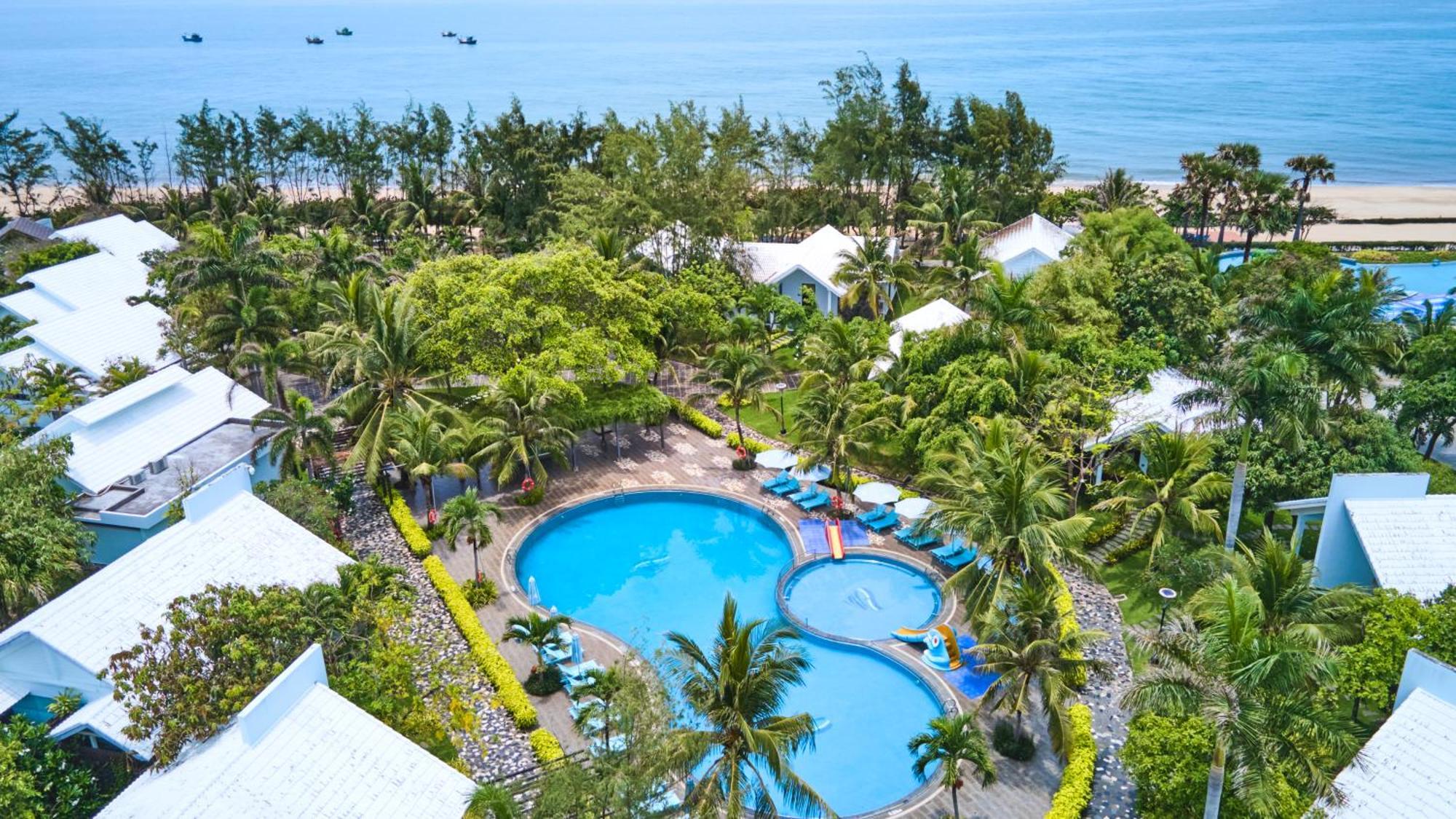 Carmelina Resort