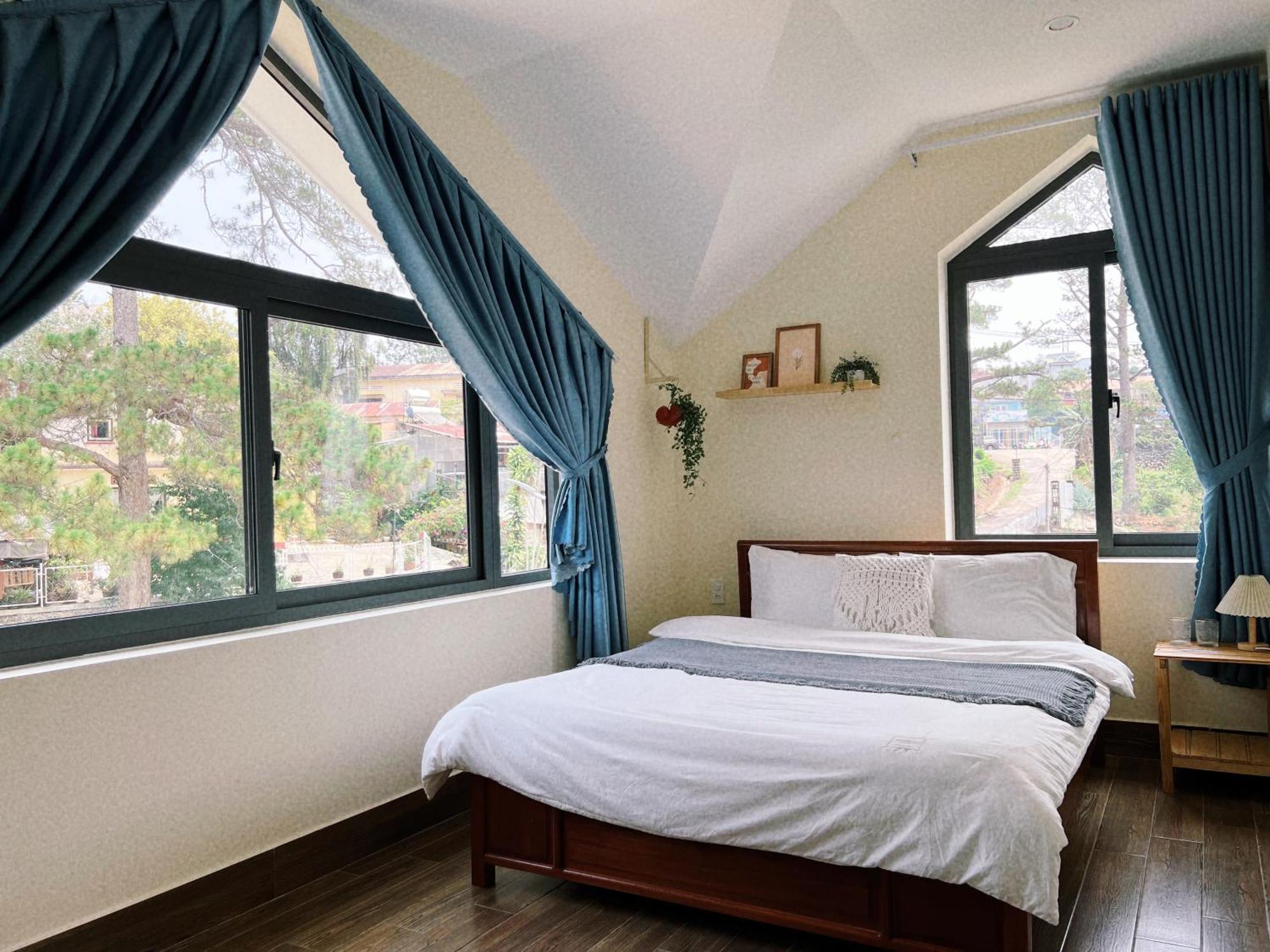 D 2 * Da Lat