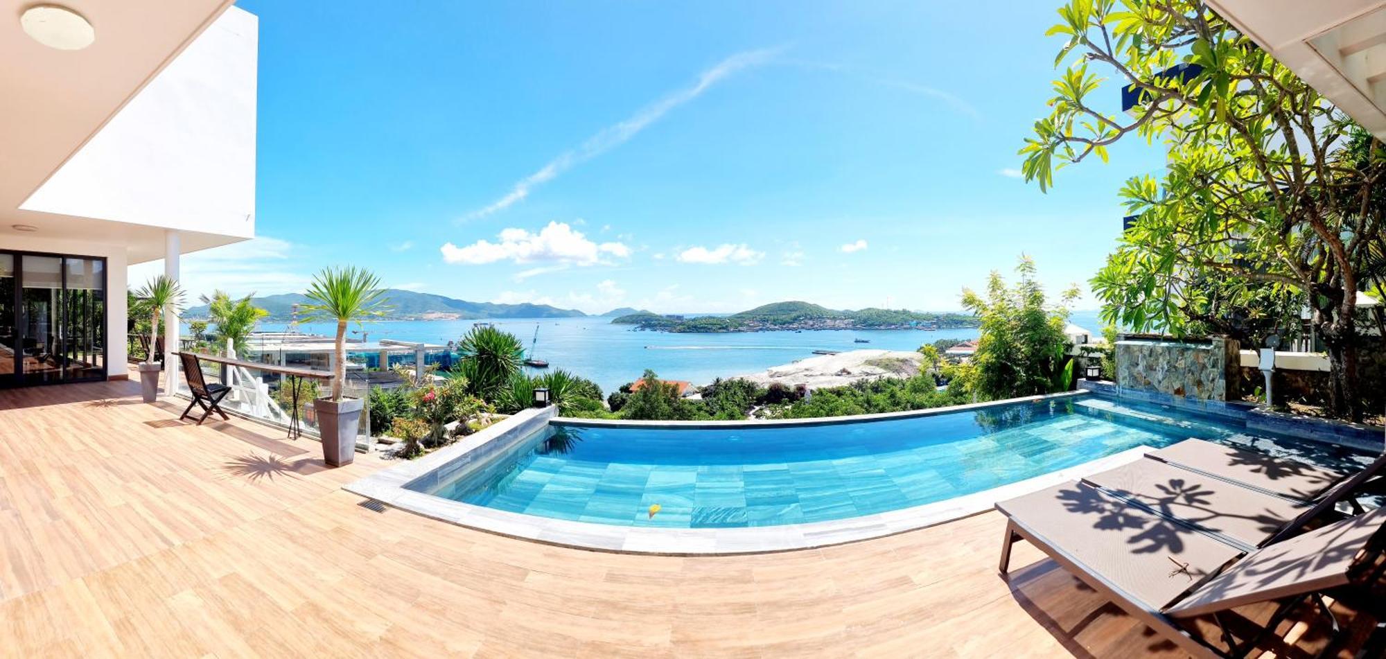 The Hill Ocean With 5 Bedrooms And Infinity Pool