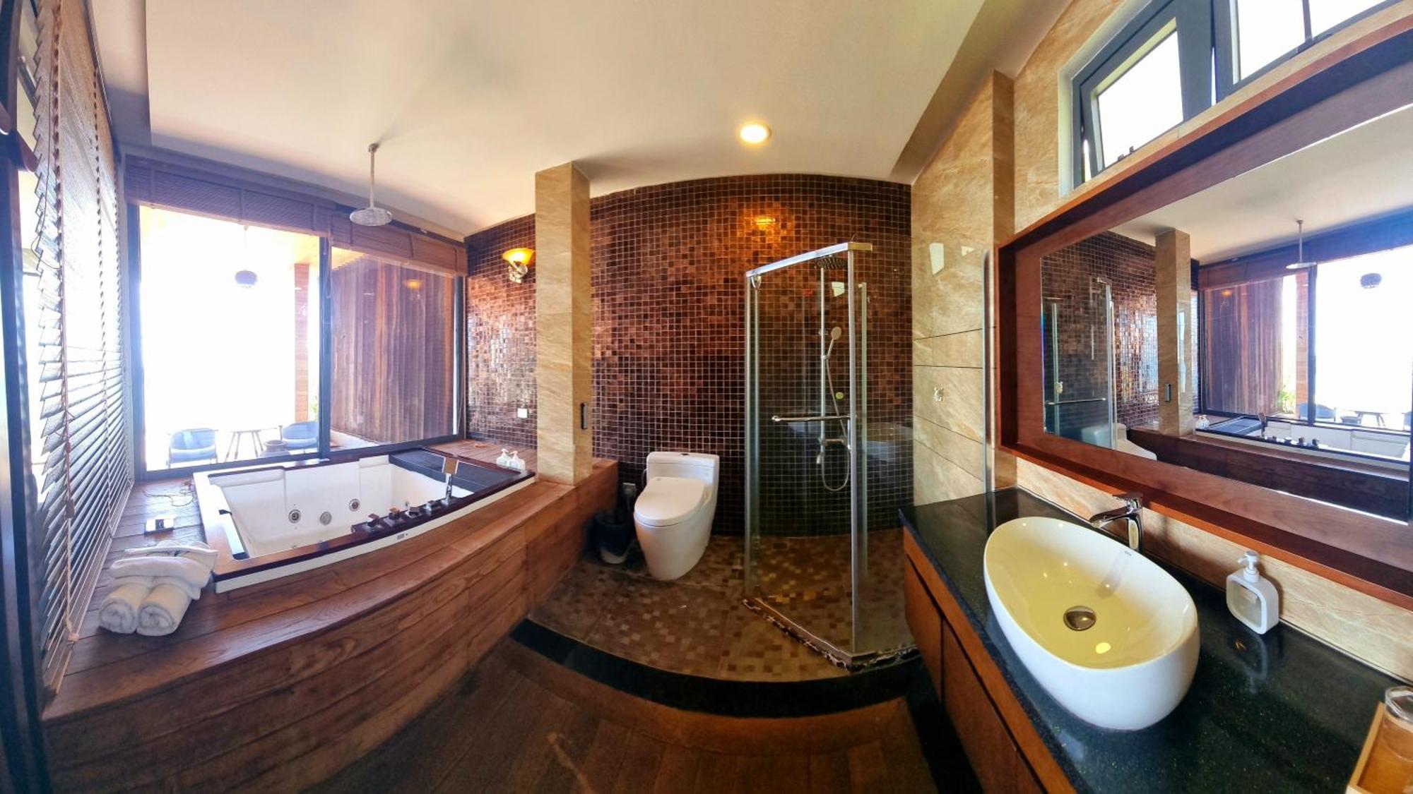 The Hill Ocean With 5 Bedrooms And Infinity Pool Nha Trang