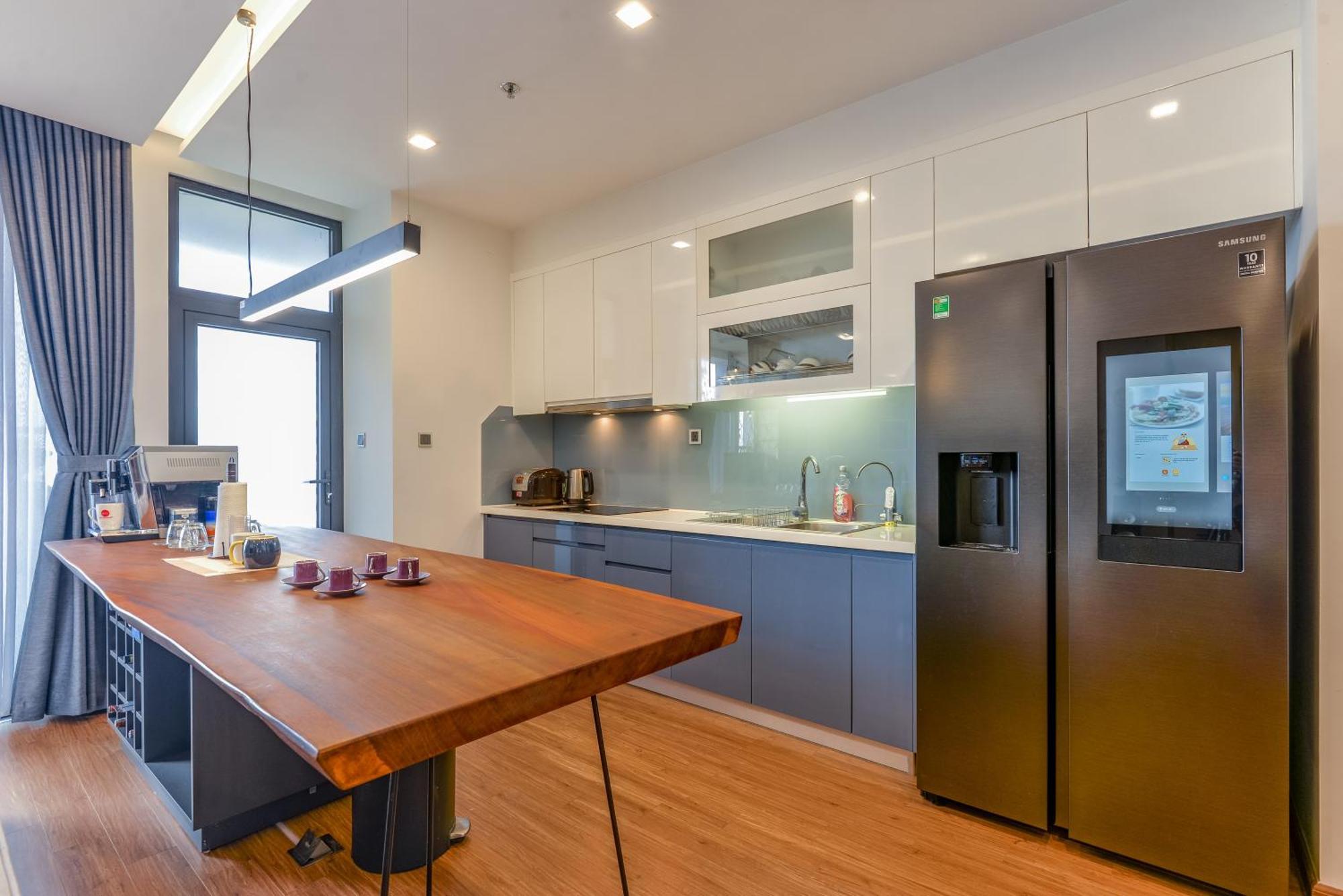 22housing Vinhomes Metropolis & *