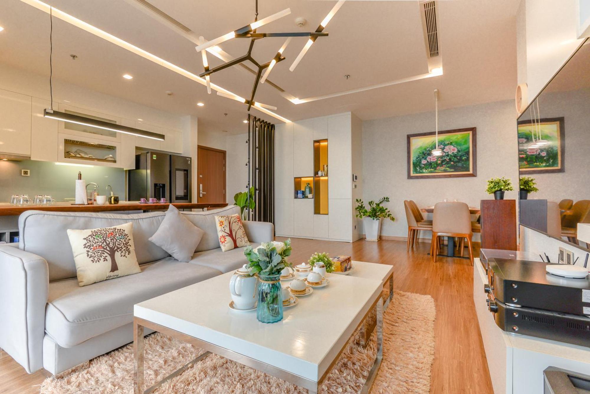 22housing Vinhomes Metropolis &
