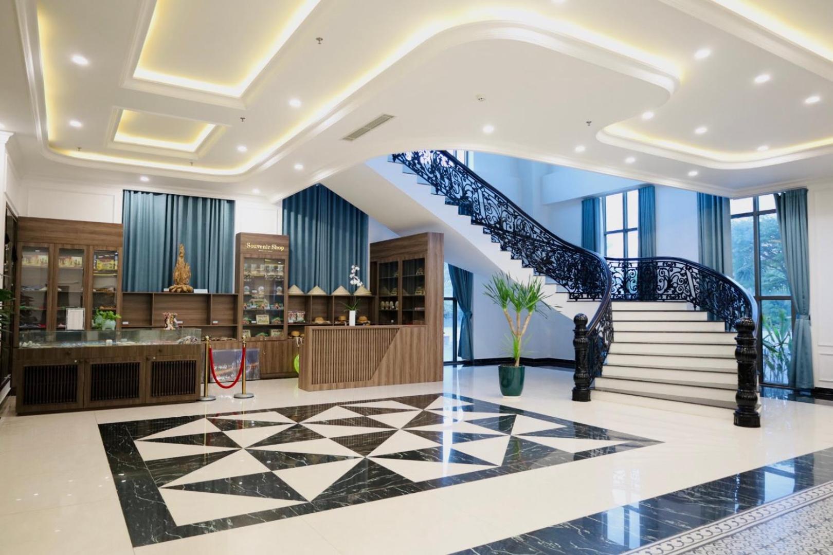 Celina Peninsula Quang Binh 4*