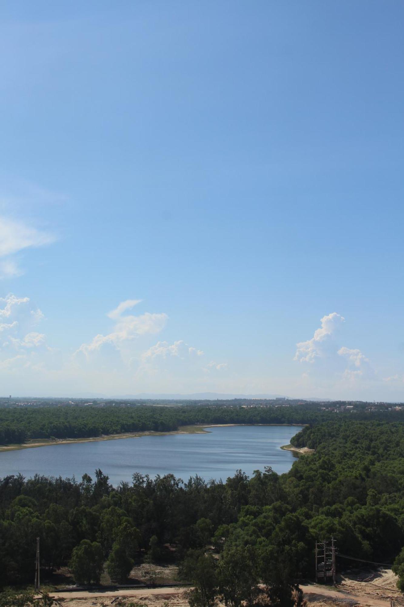 Muong Thanh Luxury Nhat Le Khách sạn