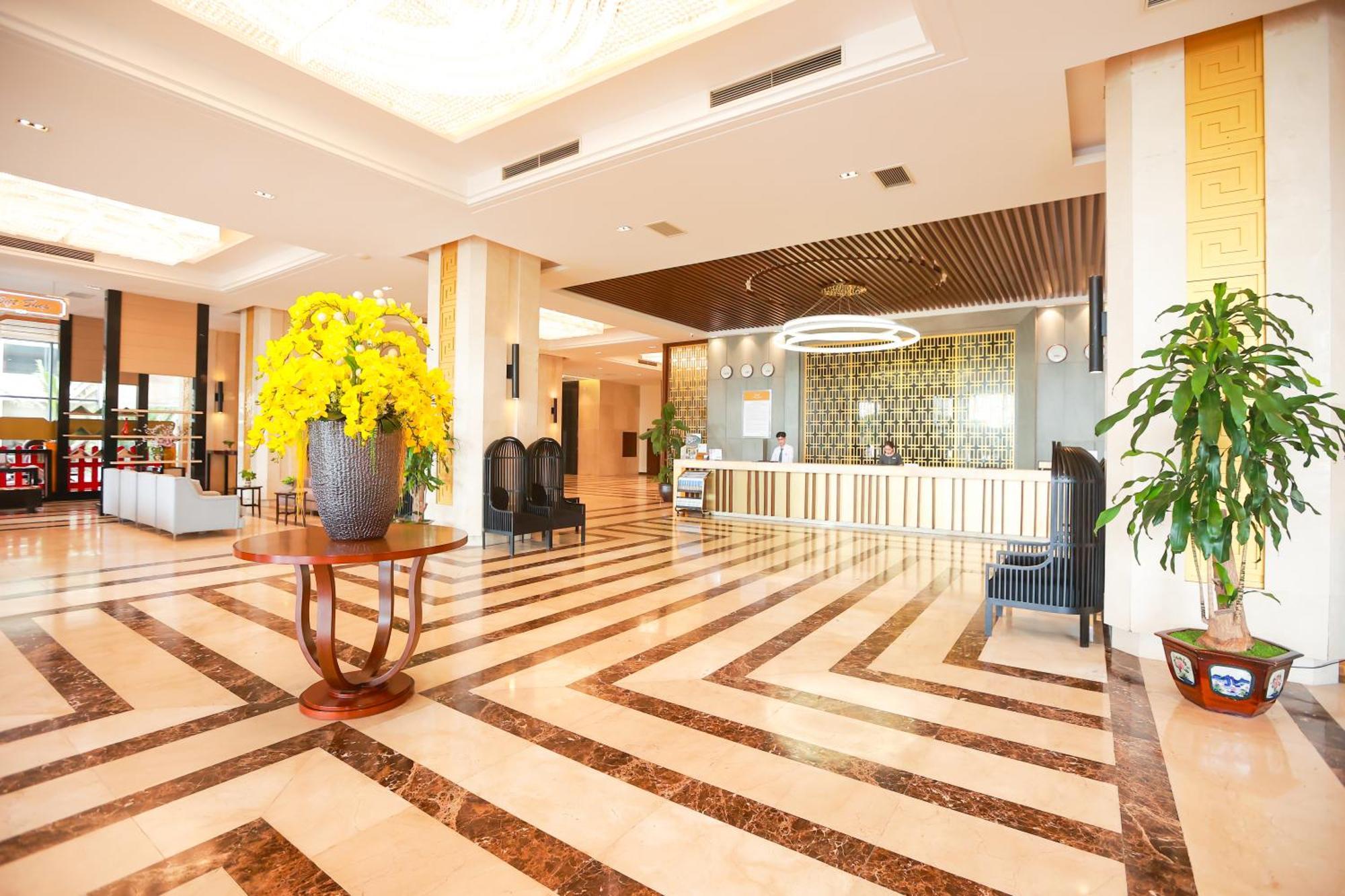 Khách sạn Muong Thanh Luxury Nhat Le