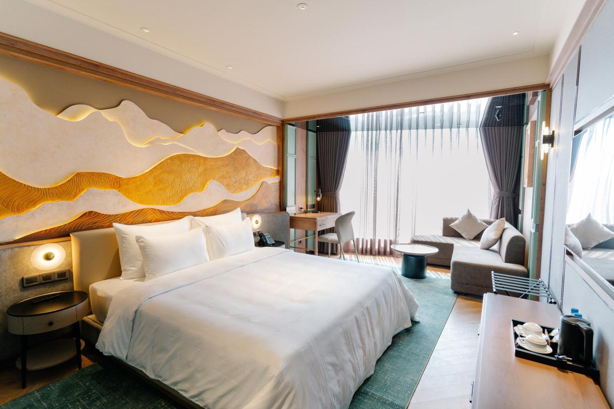 La Passion & 4* Hanoi