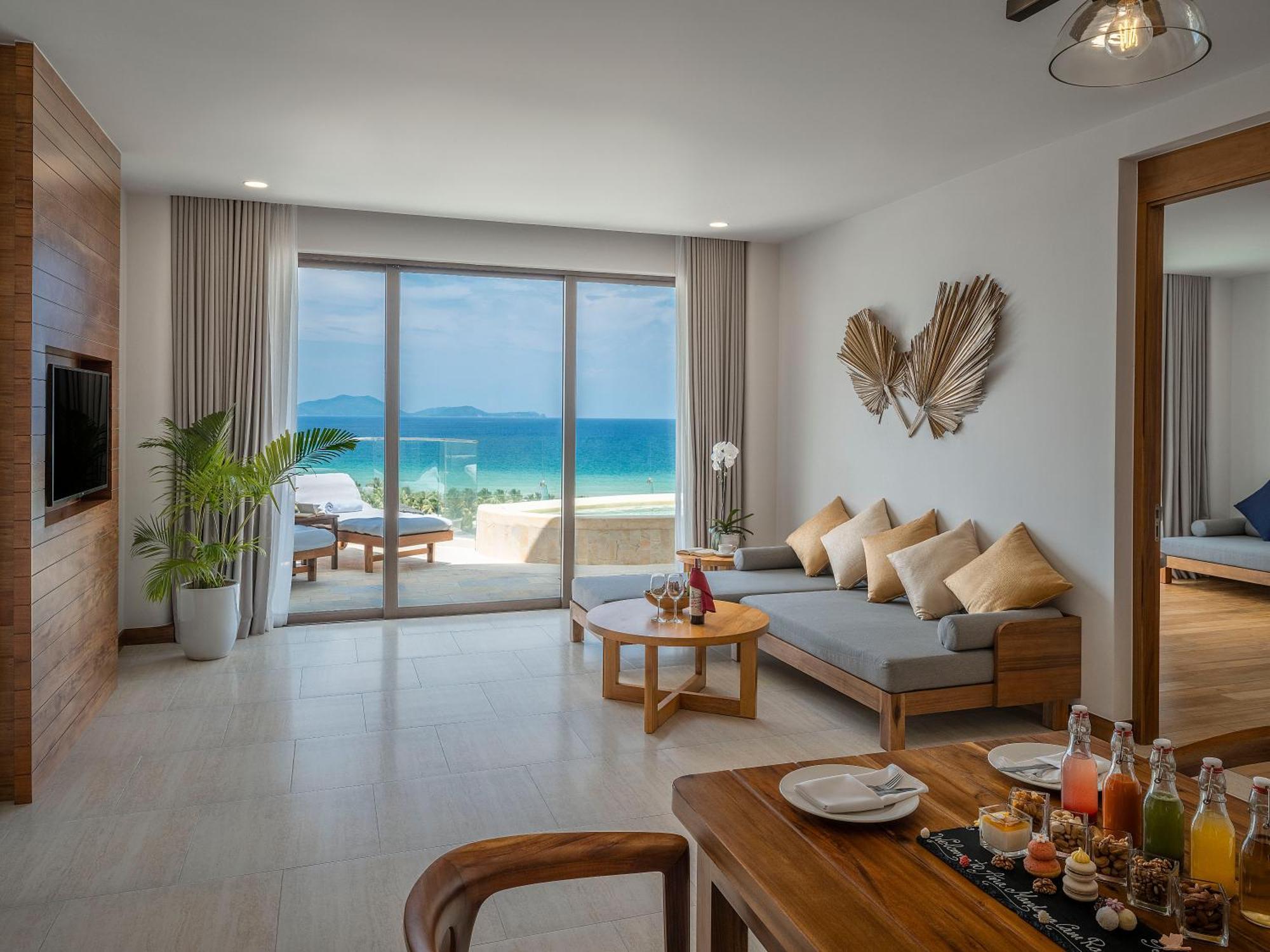 Ana Mandara Cam Ranh Resort 5*