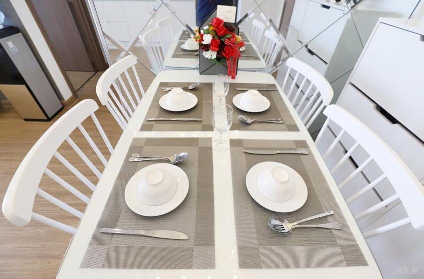 Q's Vinhomes Skylake Apartment *
