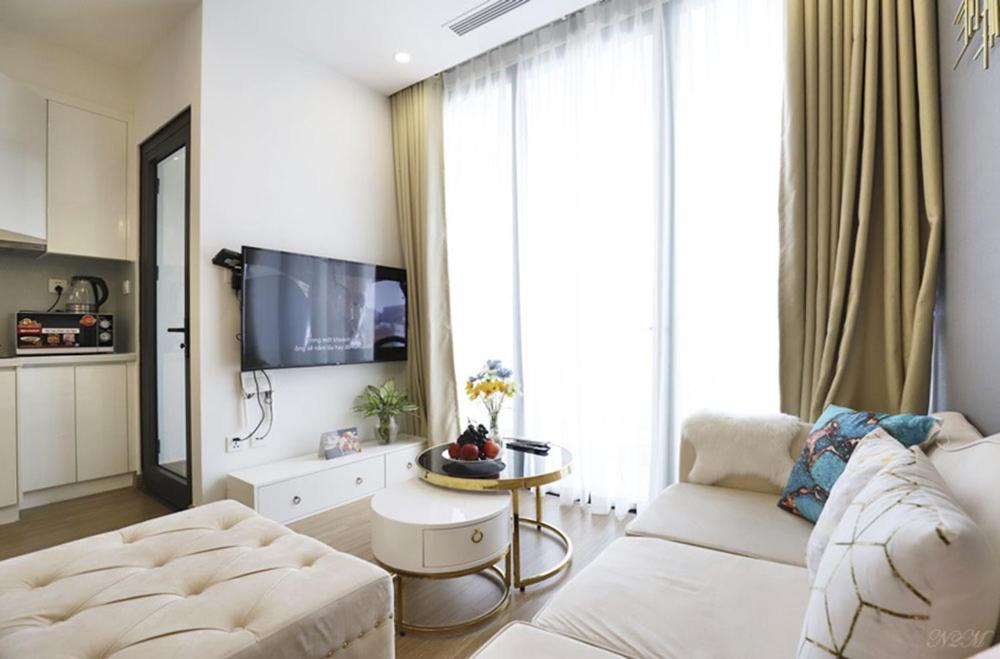 Q's Vinhomes Skylake Apartment