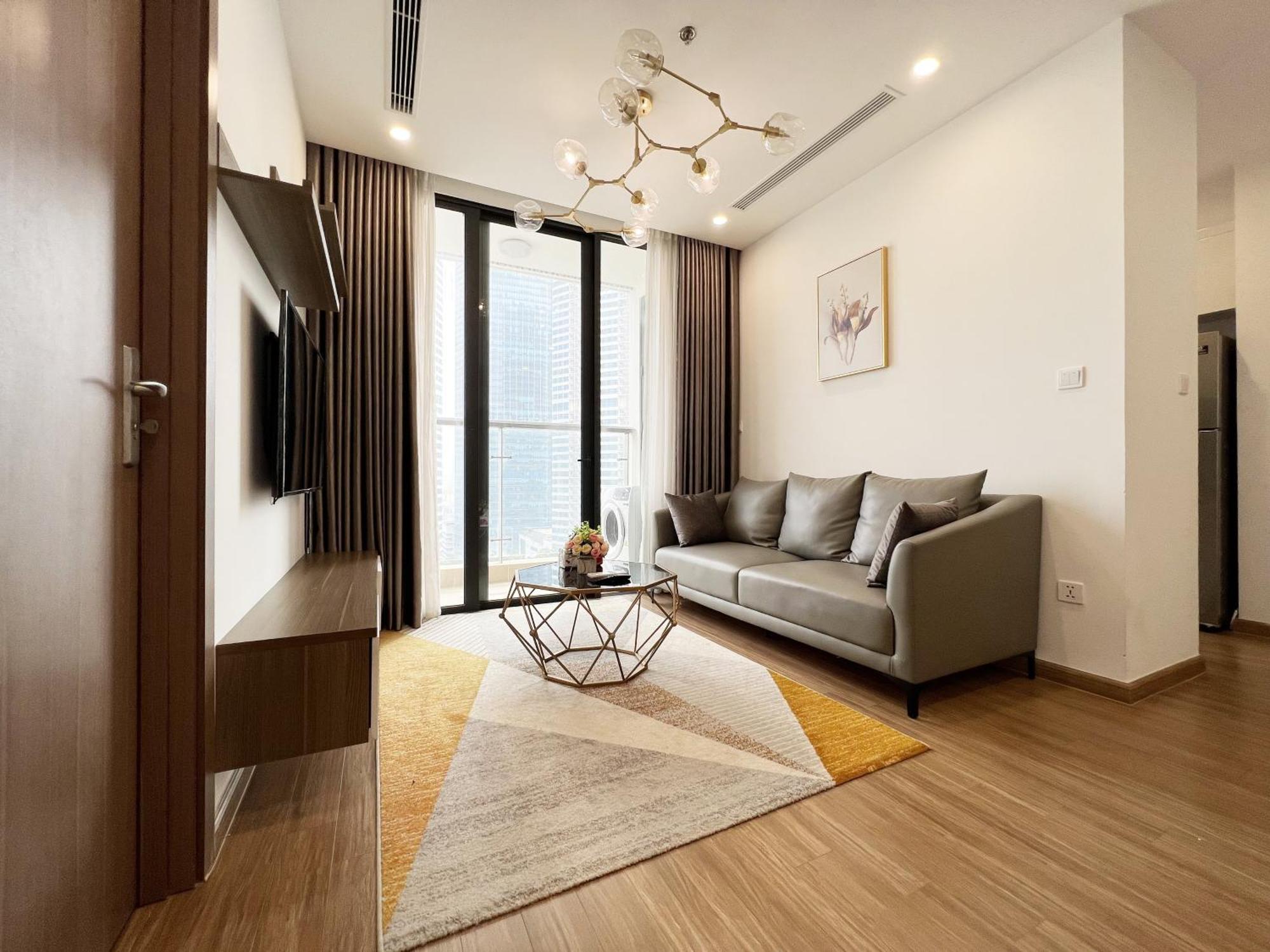 Q's Vinhomes Skylake Hanoi