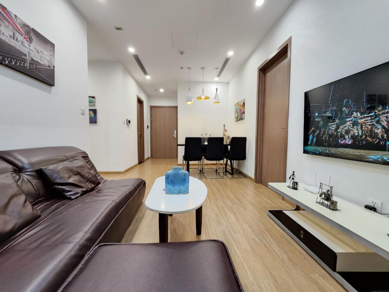 Q's Vinhomes Skylake Hanoi