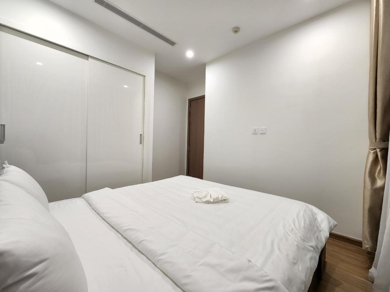Apartment Q's Vinhomes Skylake Hanoi