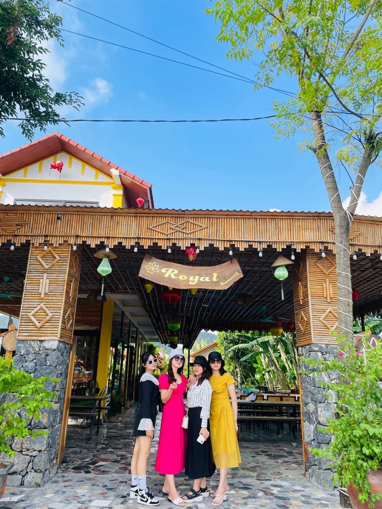 Royal 3* Ninh Binh