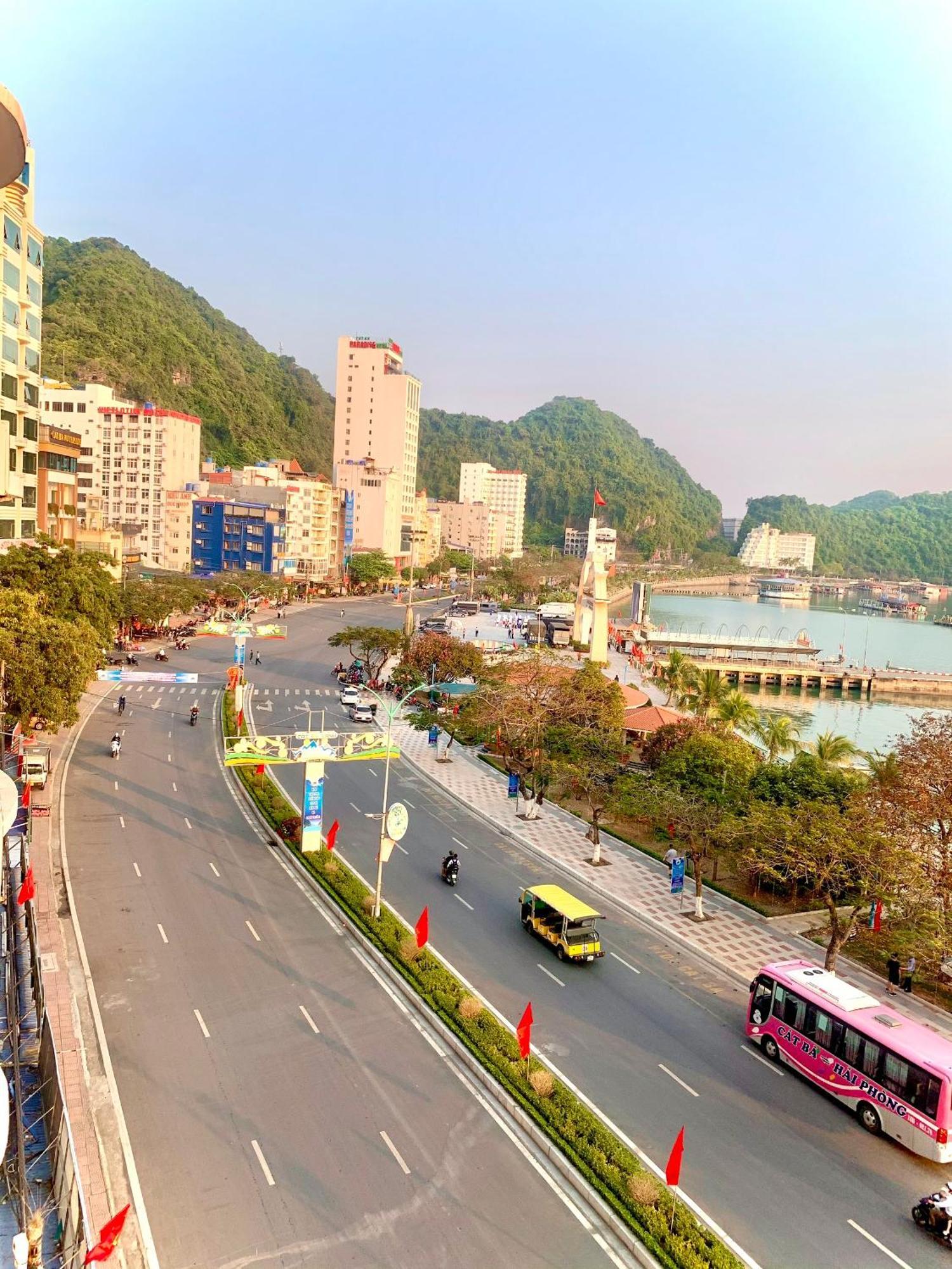 Thu Ha Sea View 2*