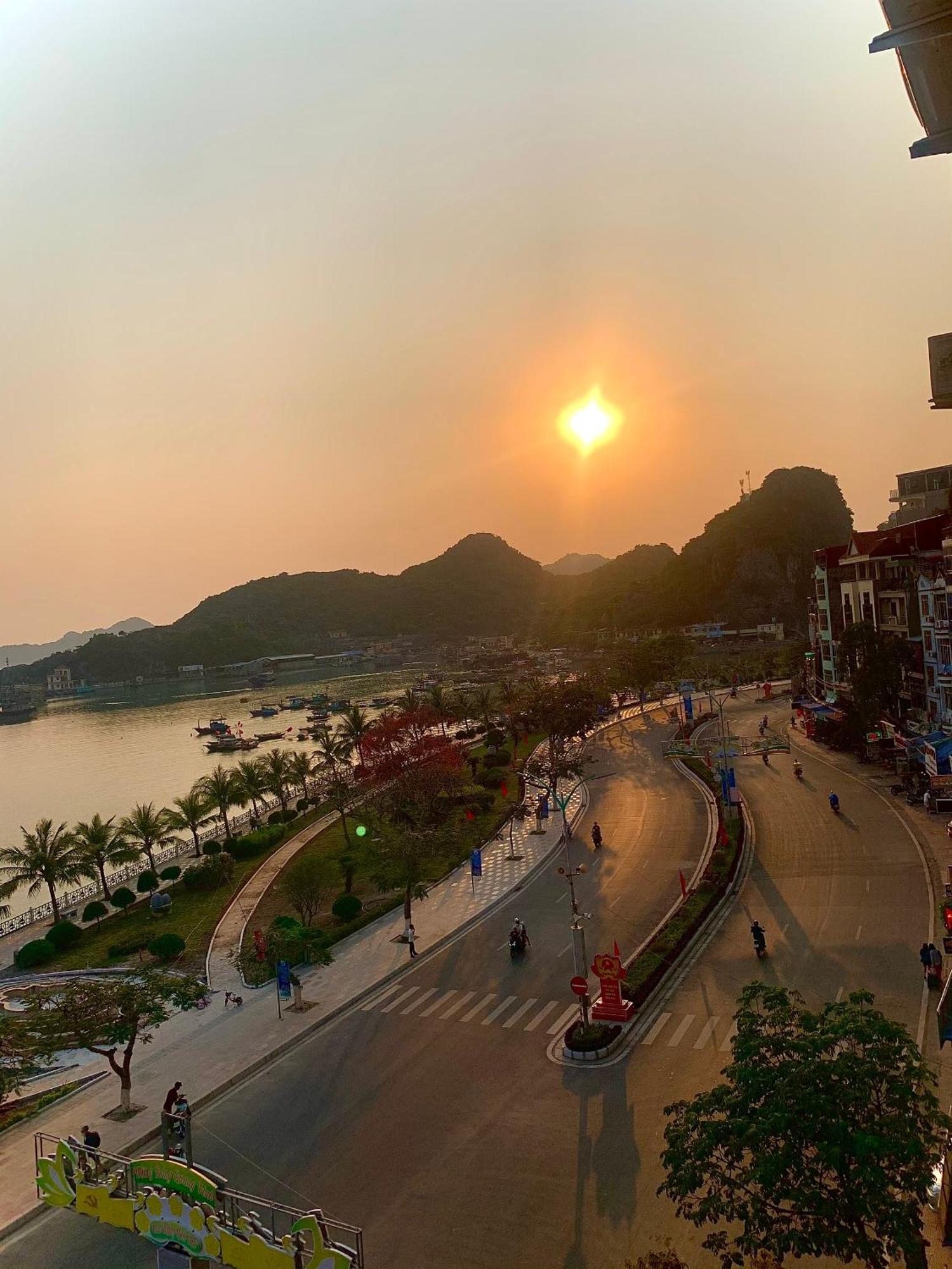 Hotel Thu Ha Sea View Dong Khe Sau