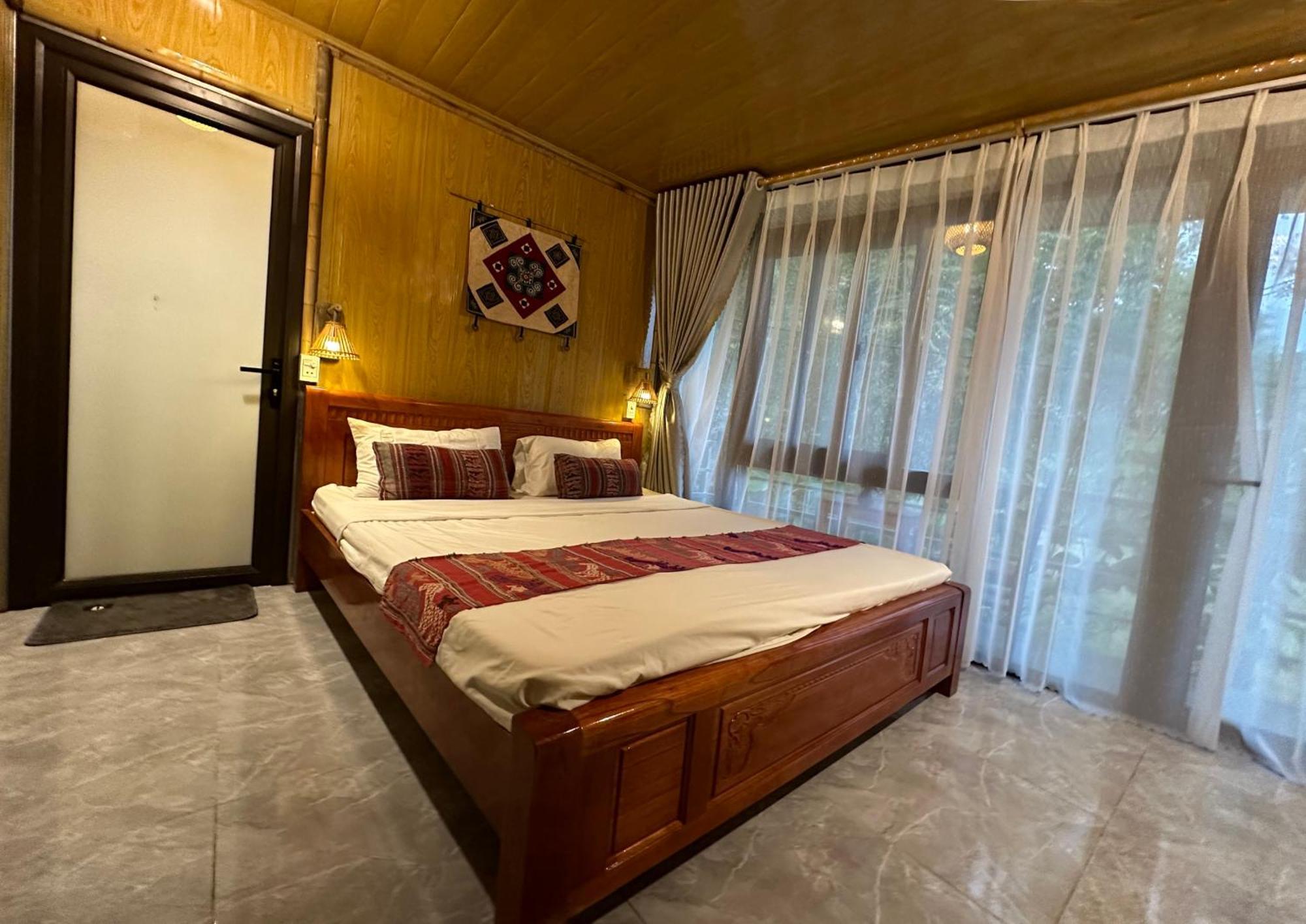 Homestay Nha Tan - And Tours Mai Chau