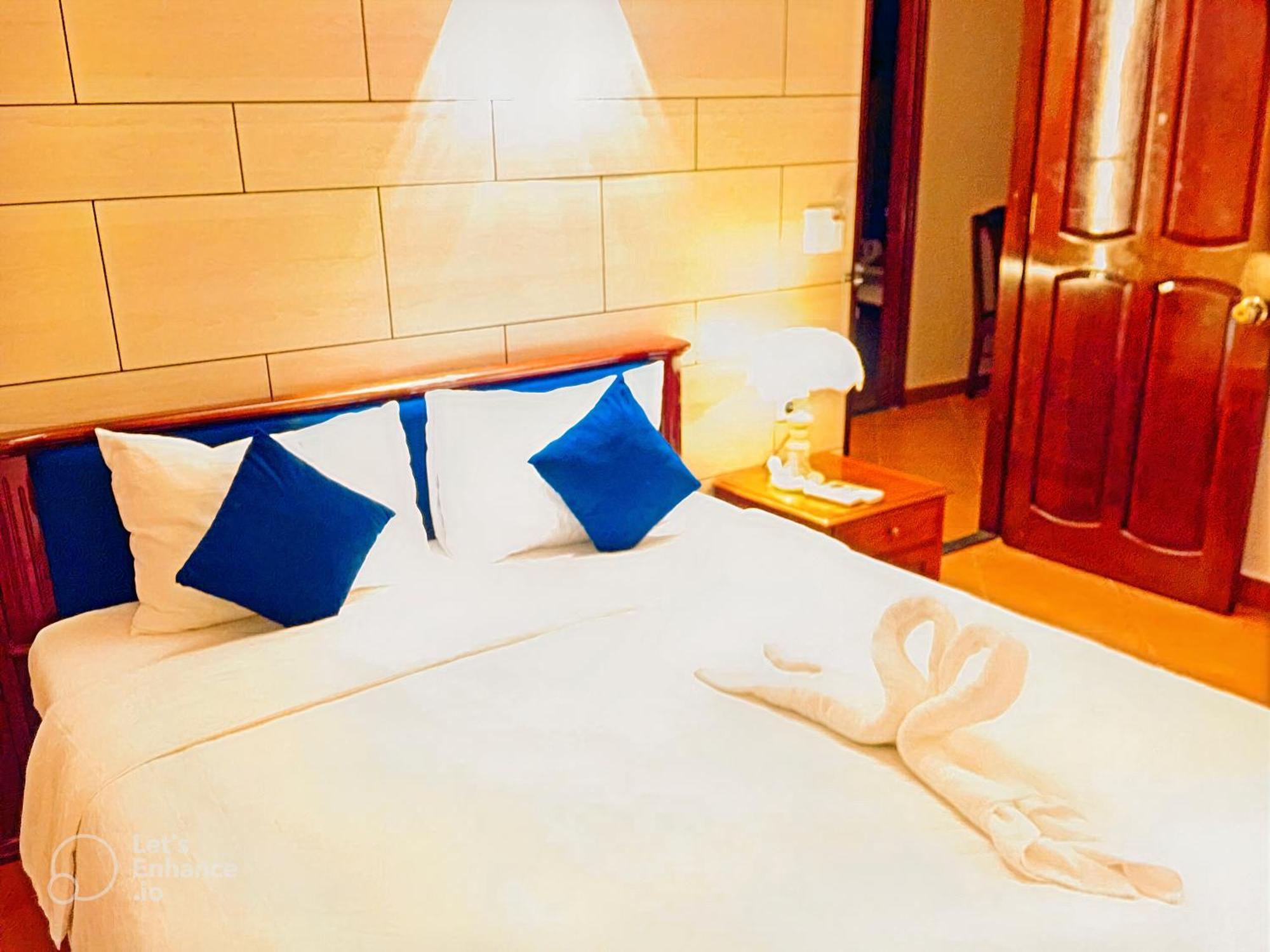 Hotel Pink Lotus *