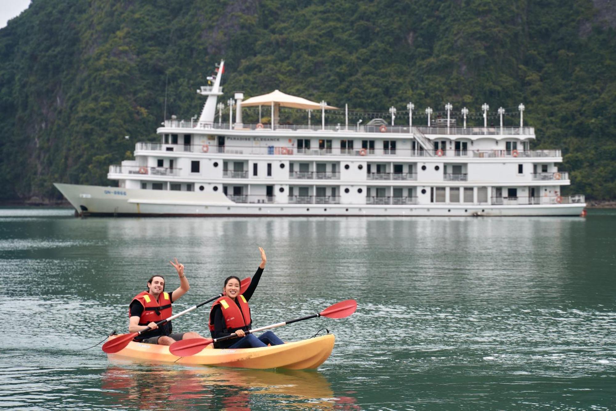 Paradise Elegance Cruise Halong 5* Ha Long