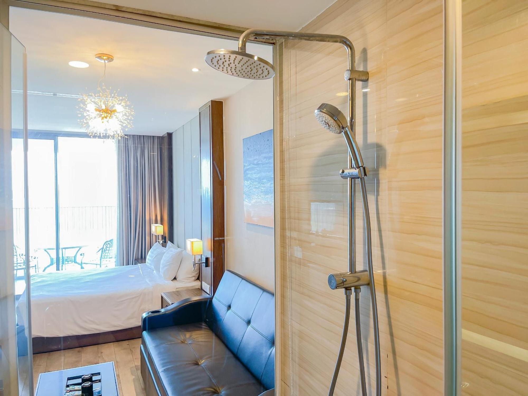 Luxury Seaview Panorama By Luna Nha Trang