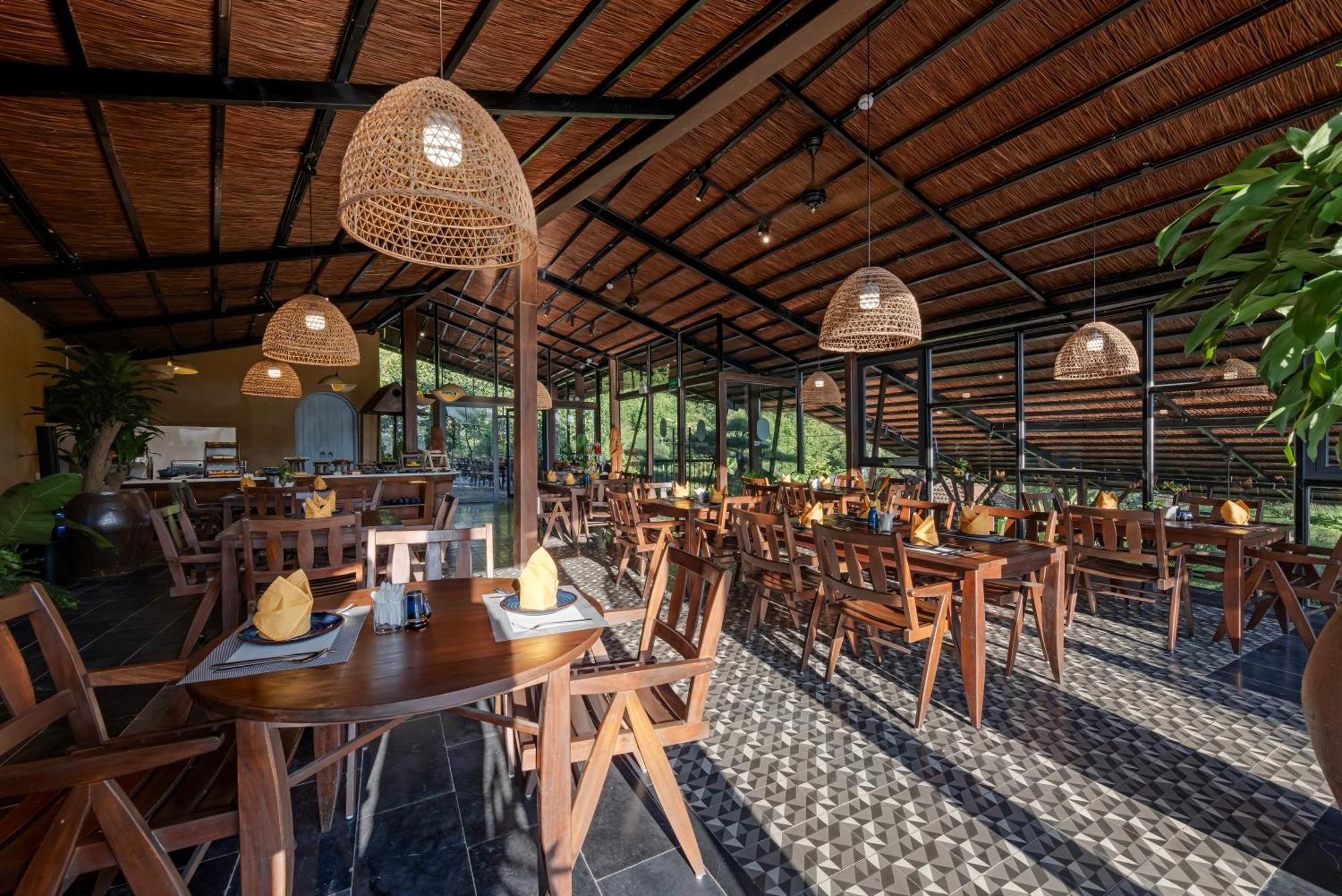 Tam Coc Retreat 4*