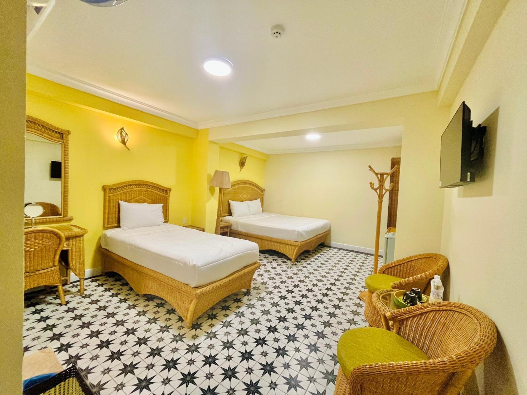Spring House 3* TP. Hồ Chí Minh
