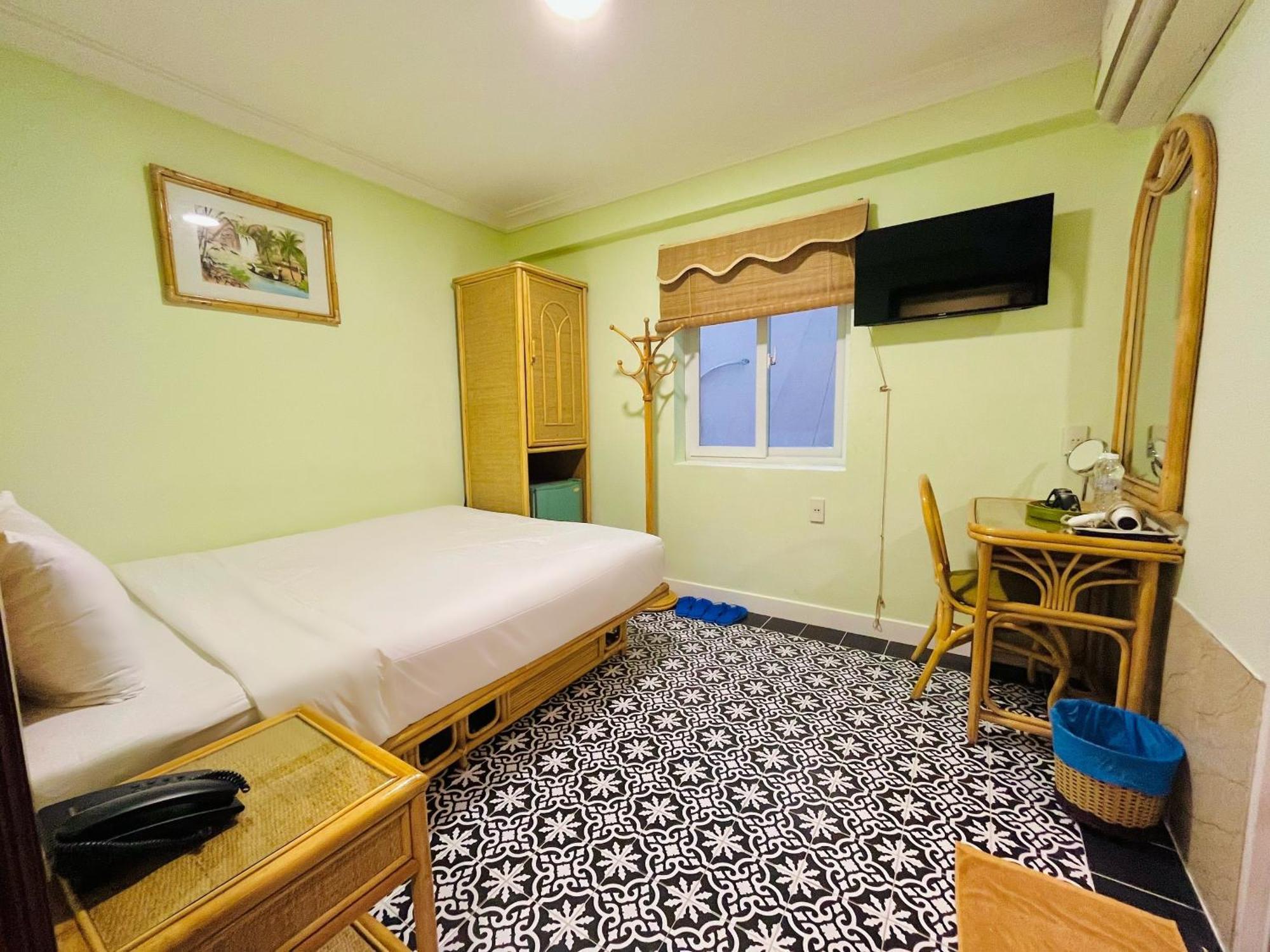 Spring House Khách sạn TP. Hồ Chí Minh