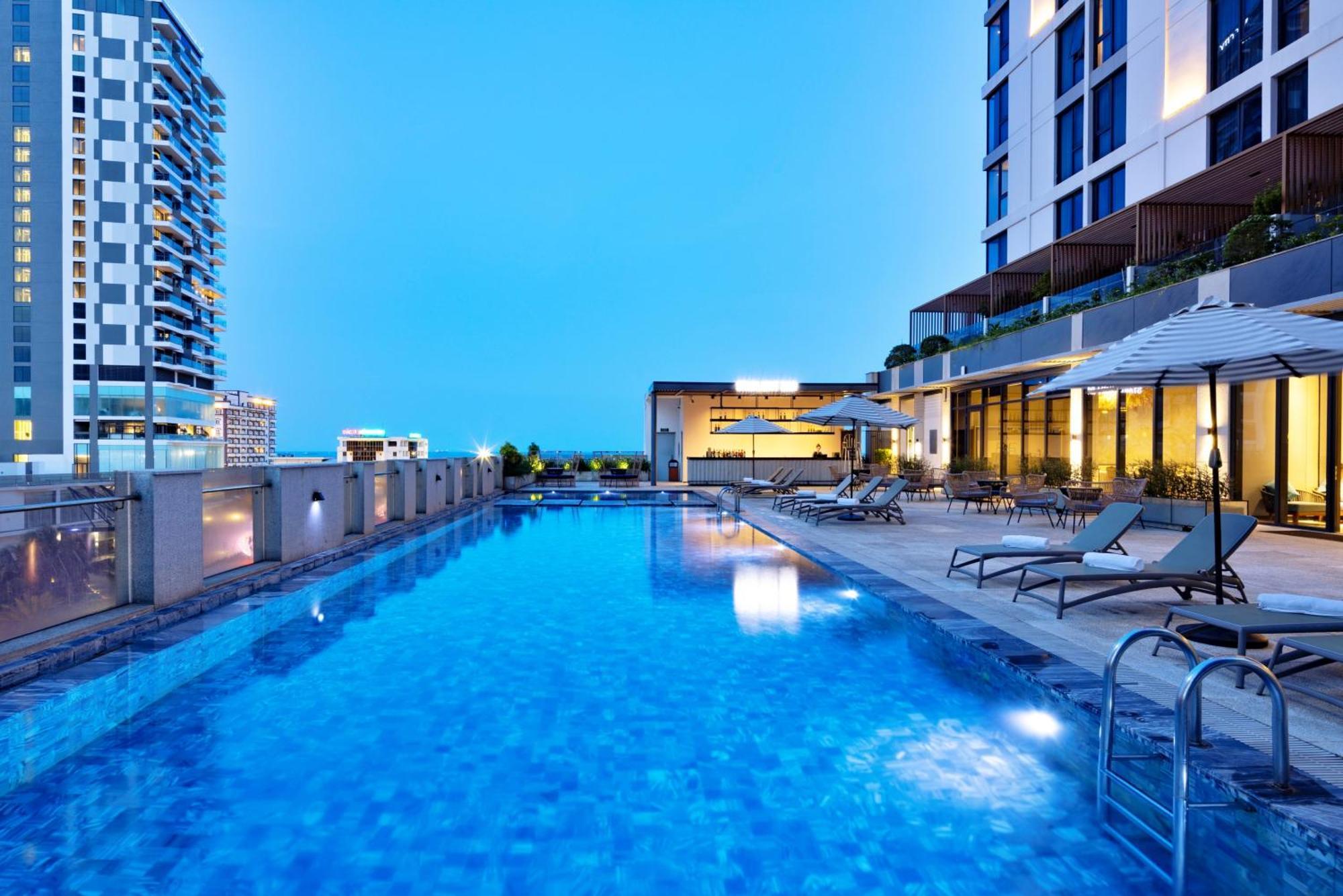 Anya Hotel