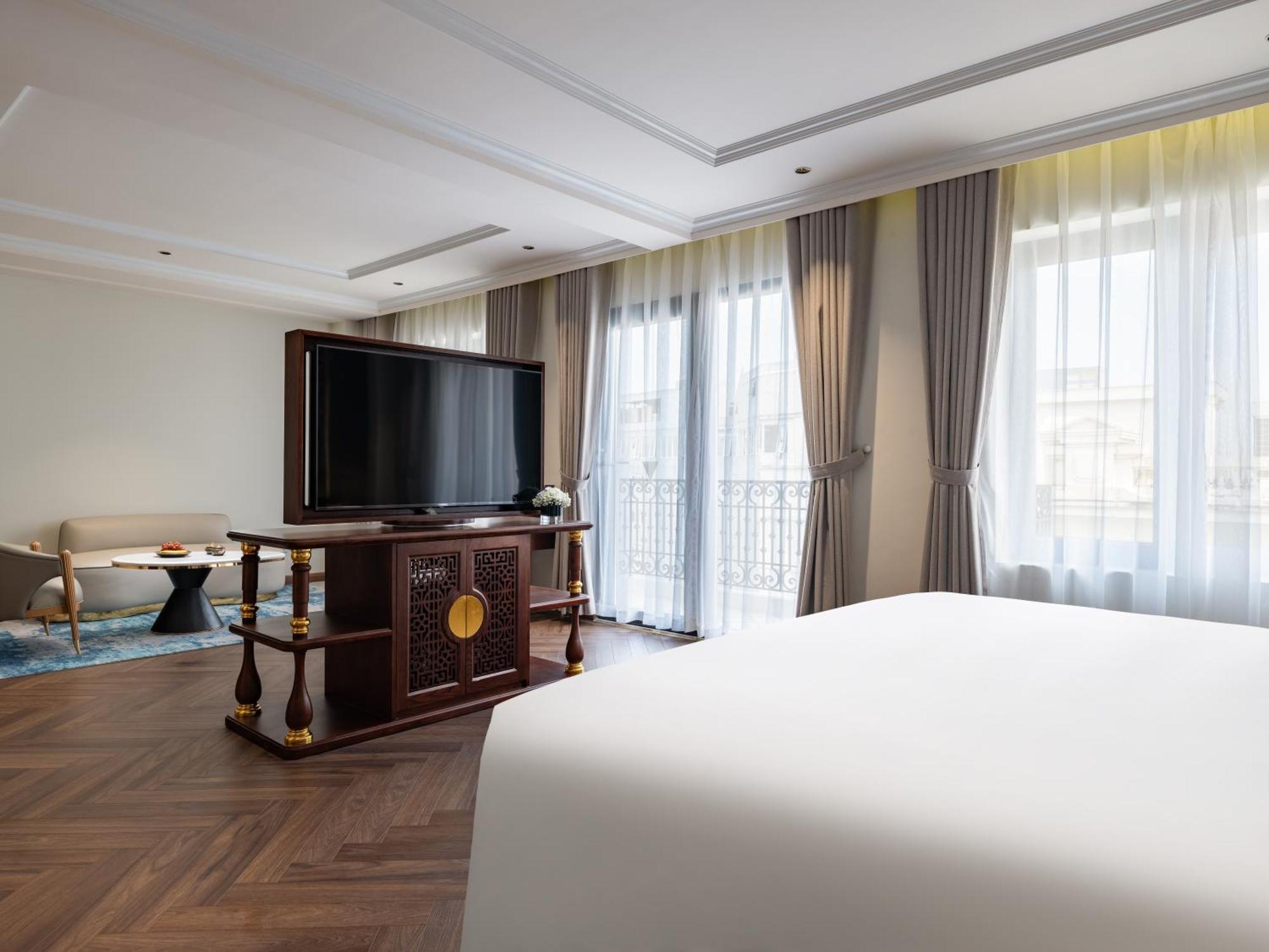 Hotel L'signature & 4*