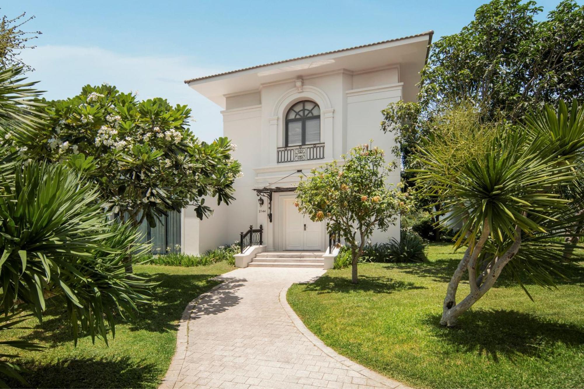 Khu nghỉ mát Vinpearl Discovery Sealink