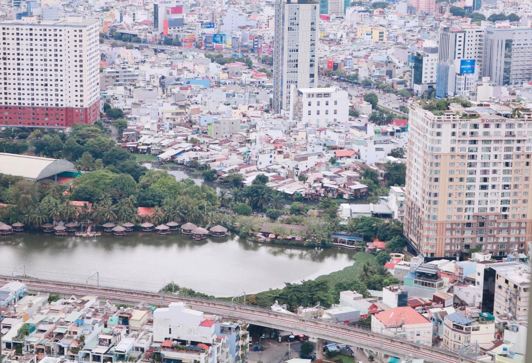 Vinhomes Park - Skyland Ho Dich Vu * Ho-Chi-Minh-Stadt