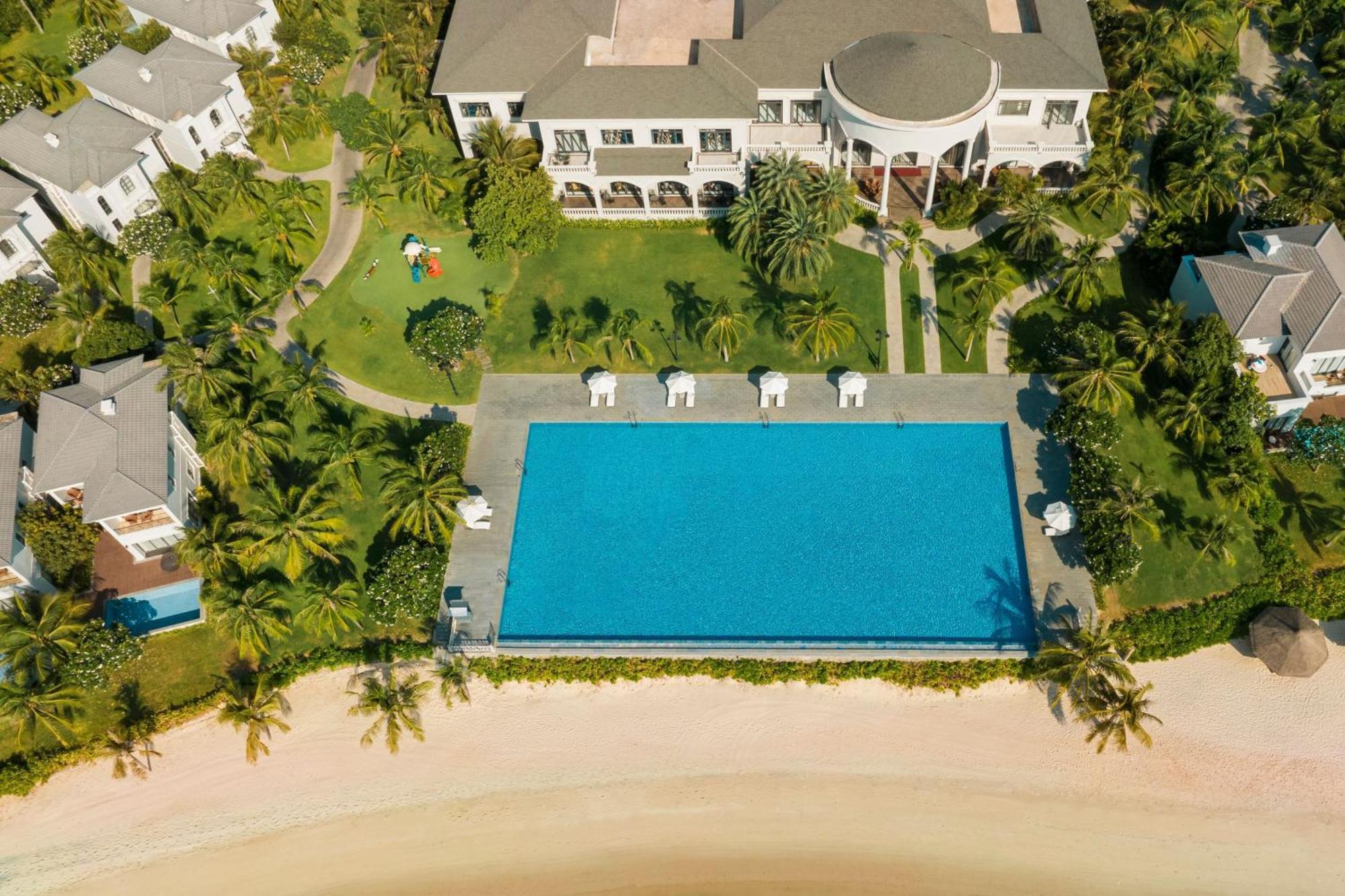 Khu nghỉ mát Vinpearl Discovery Sealink