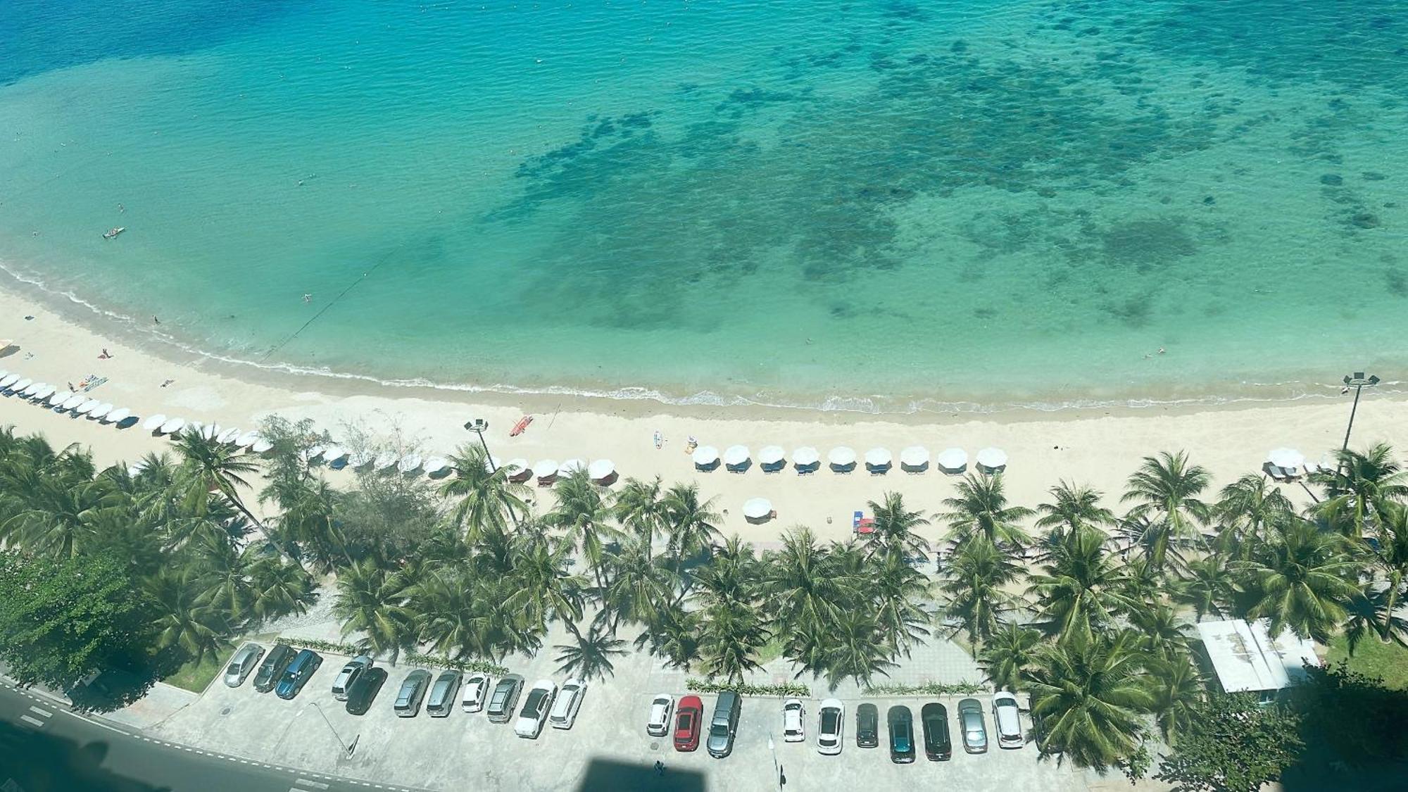 Beachfront Luxury - Apartment *