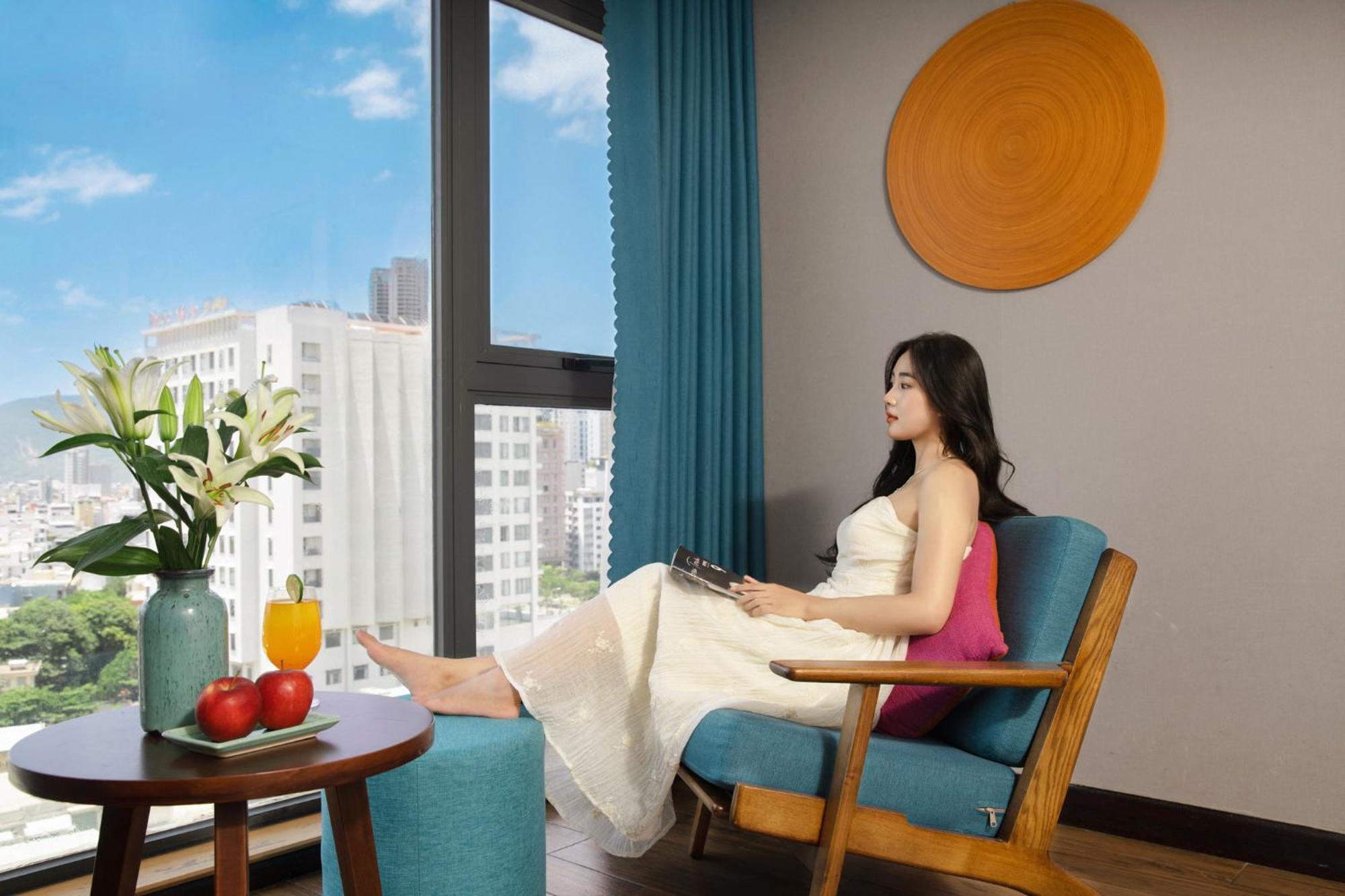 Khách Sạn&căn Hộ White 4*
