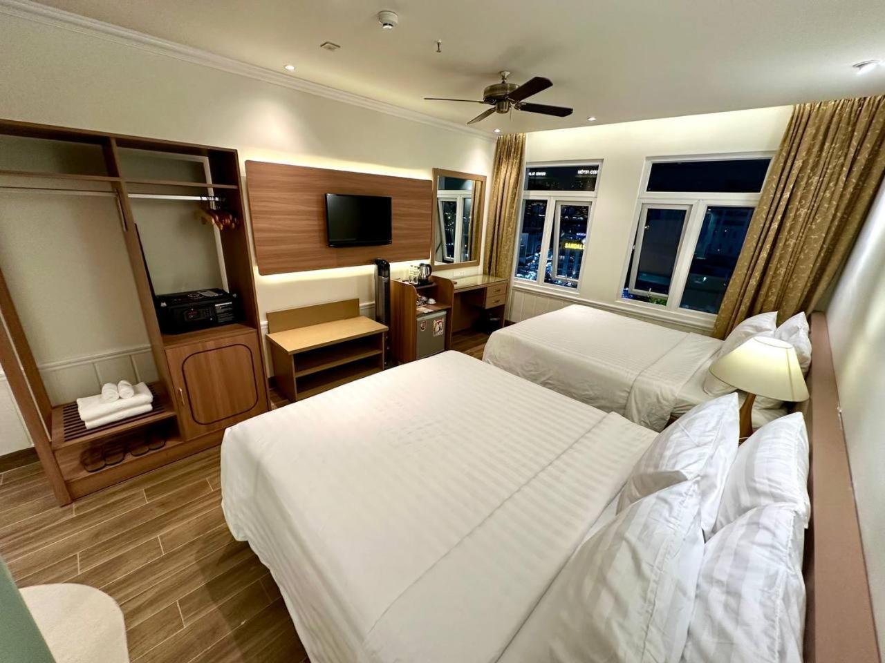 Hotel Tulip 2
