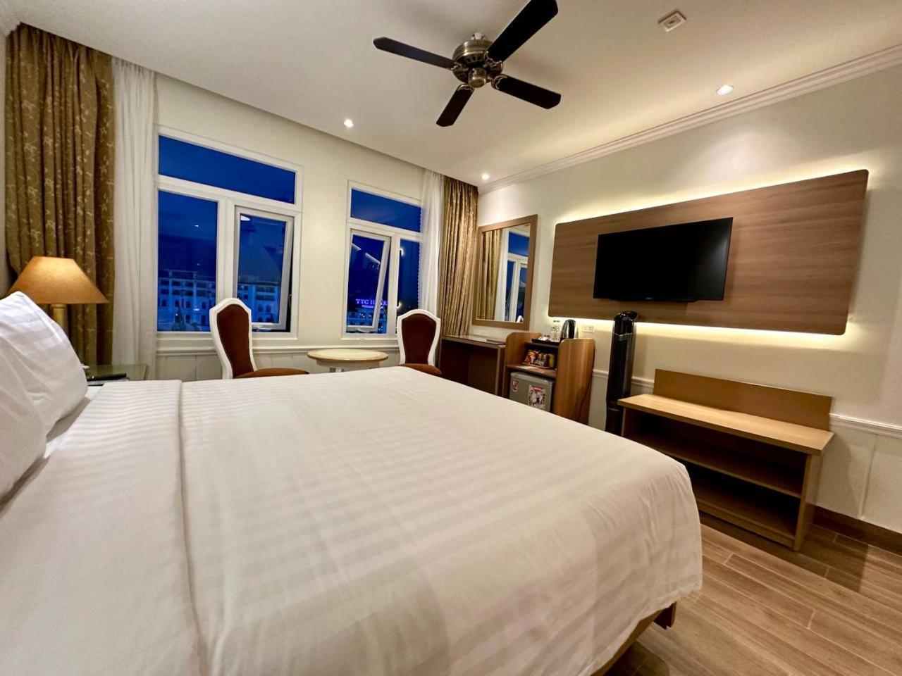 Hotel Tulip 2 2*